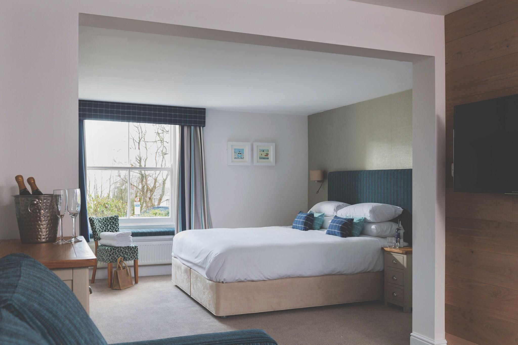 Rashleigh Arms, Charlestown by null