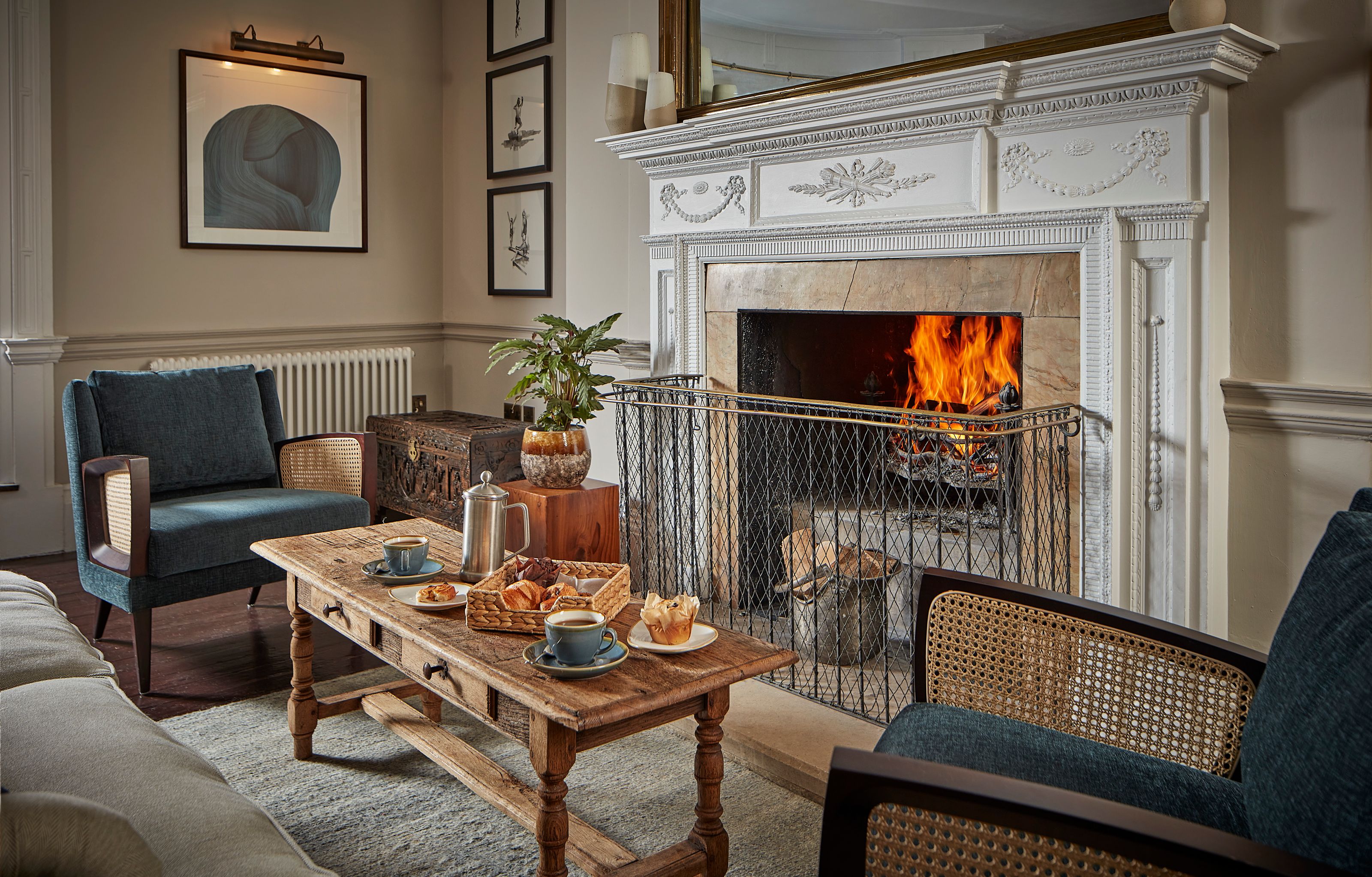 Moonfleet Manor by null