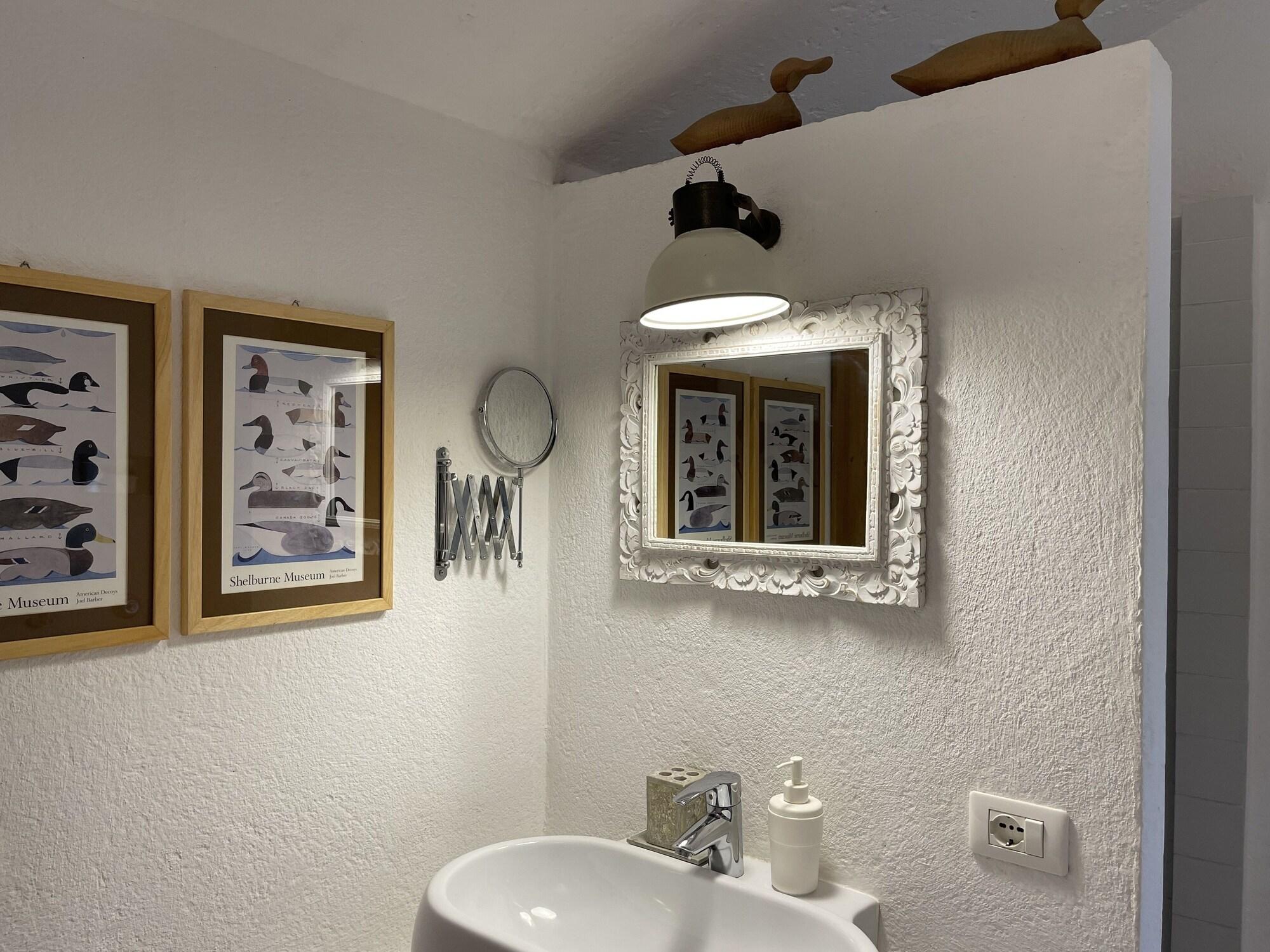 La Finestra sul Fiume by null