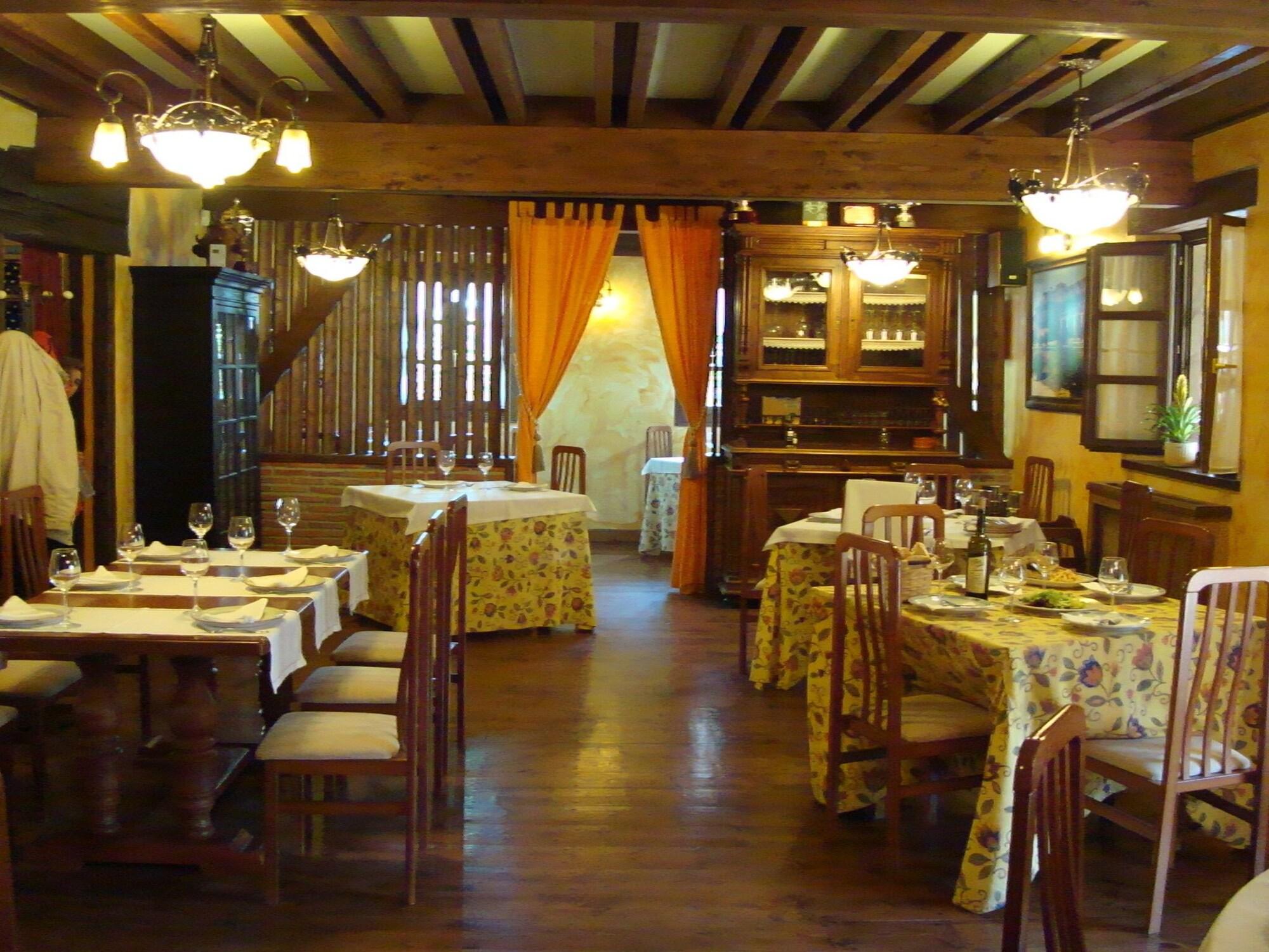 Posada Restaurante Prada A Tope