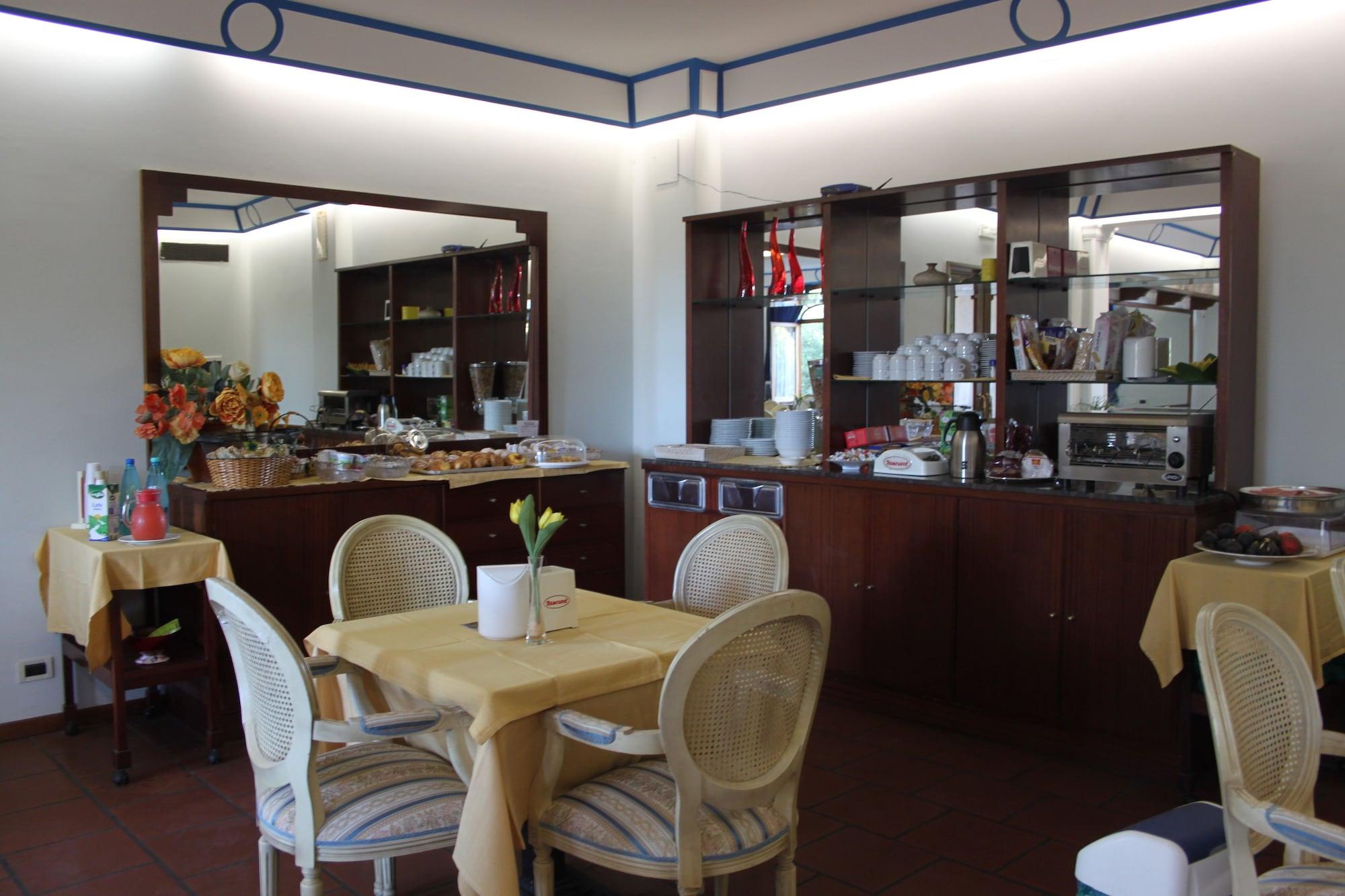 Hotel Girasole