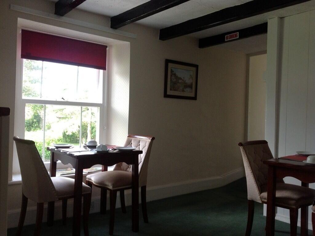 Rose And Crown