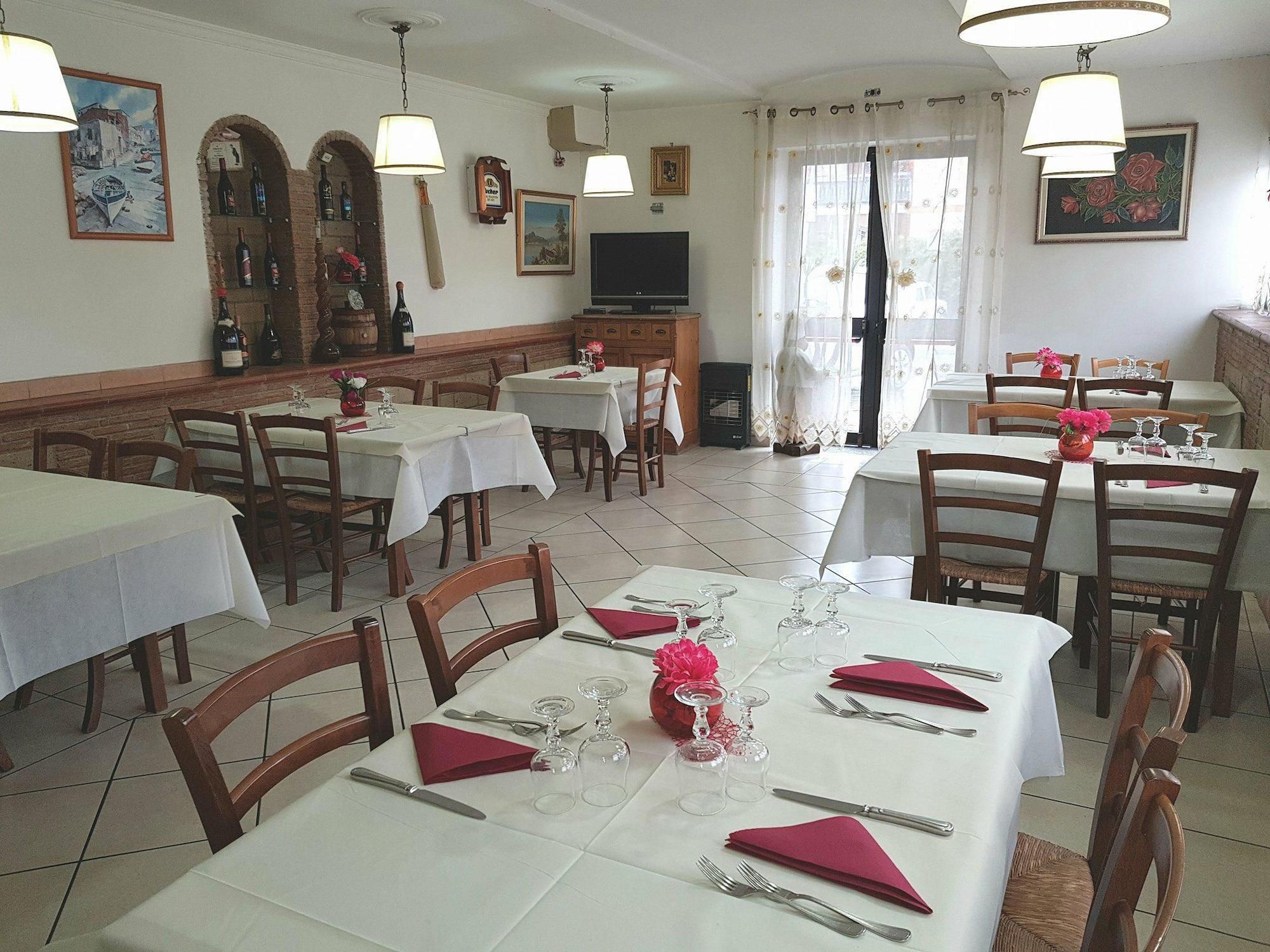Hotel De Rosa