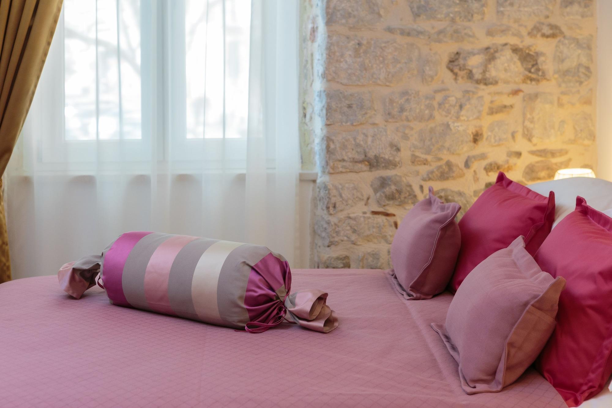Priska Luxury Rooms