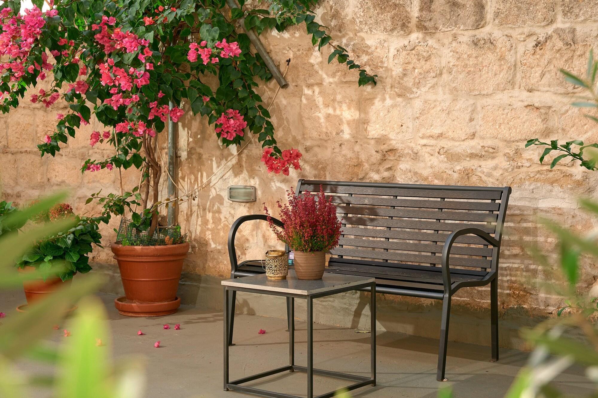 Lanterna Rooms - фото