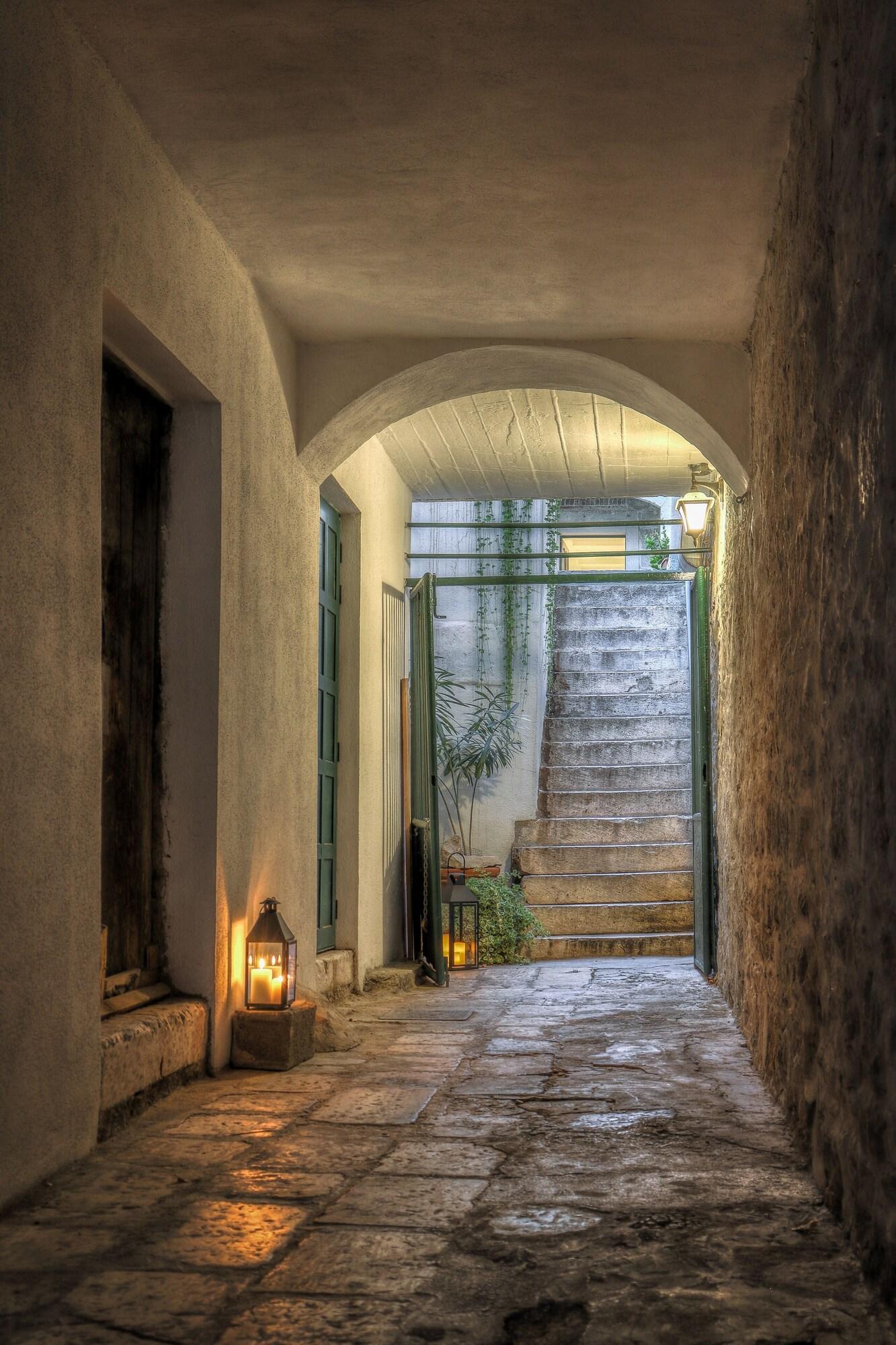 Lanterna Rooms - фото