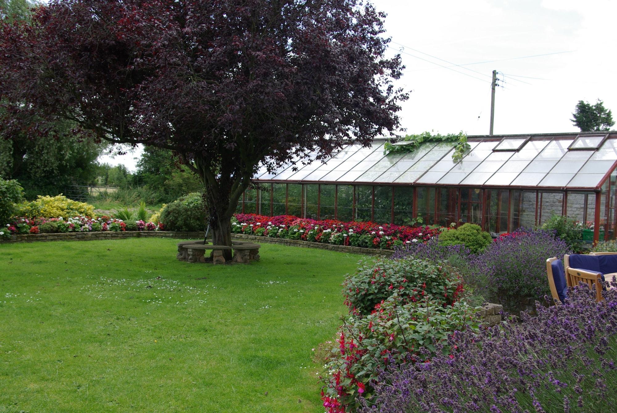Double-gate Farm