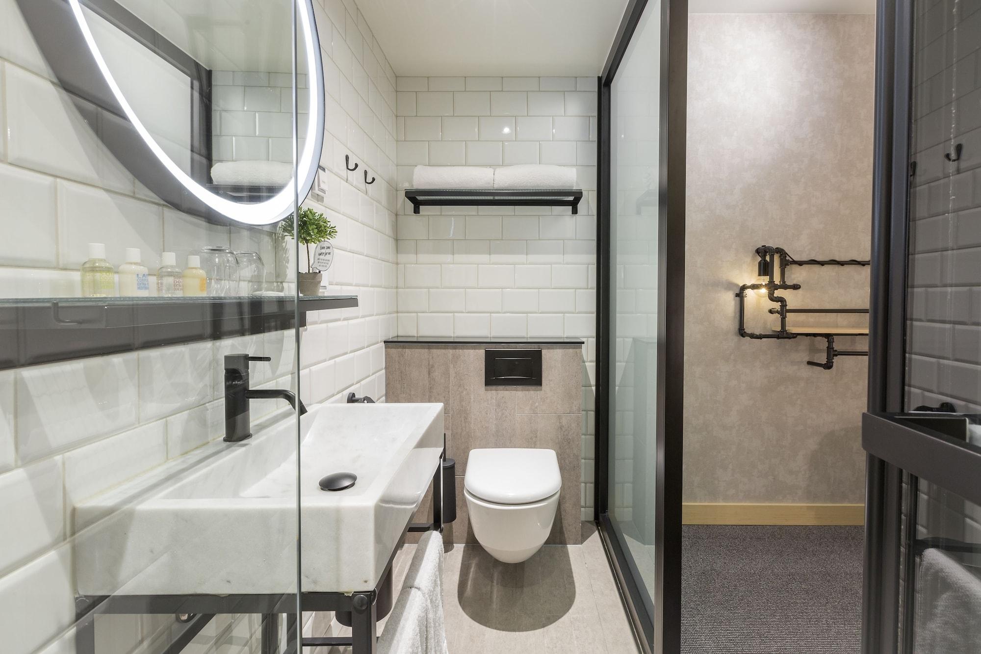 Hotel With Urban Deli by null