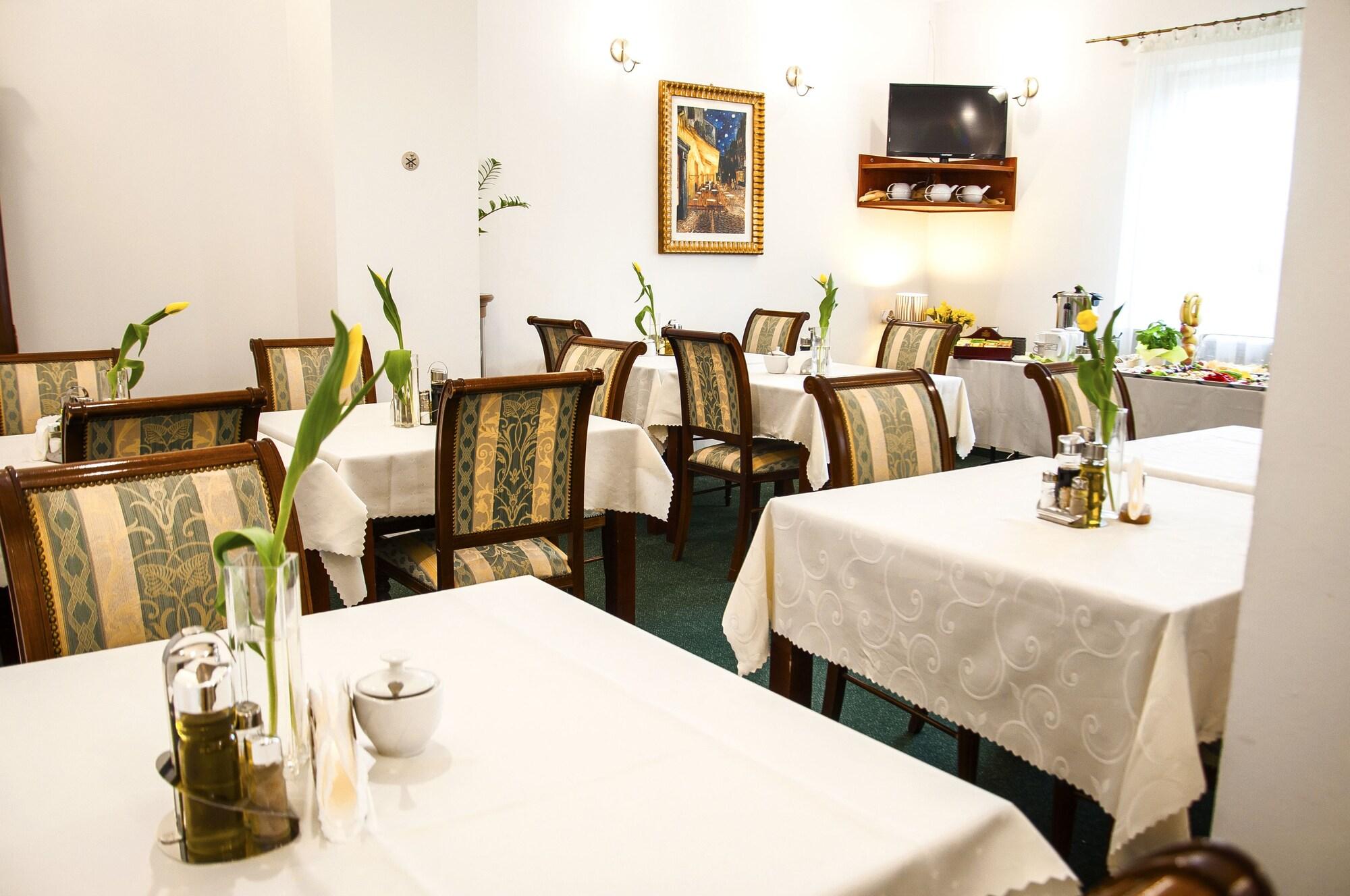 Hotel Artur