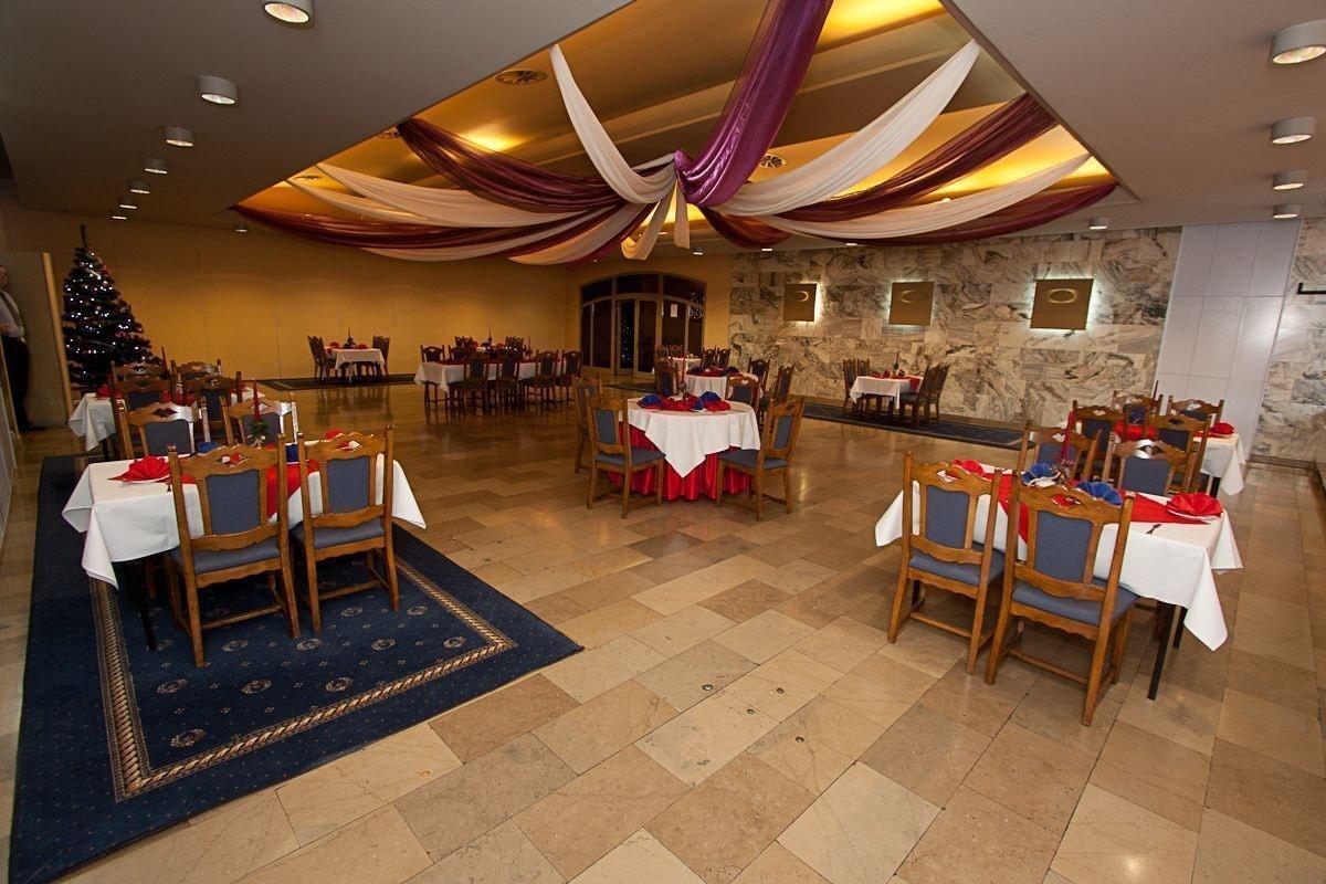 Hotel Gromada Pila