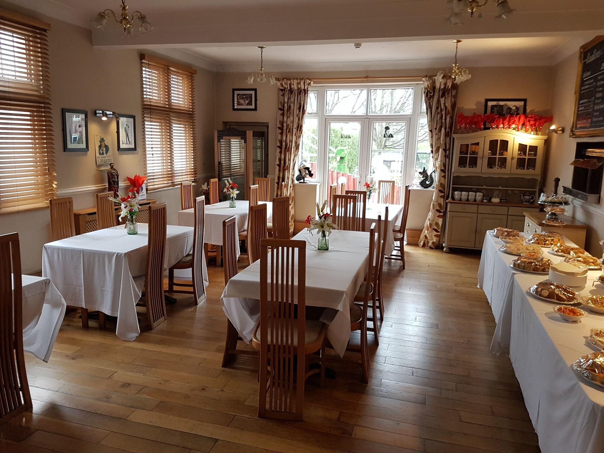 Dorset Arms Hotel