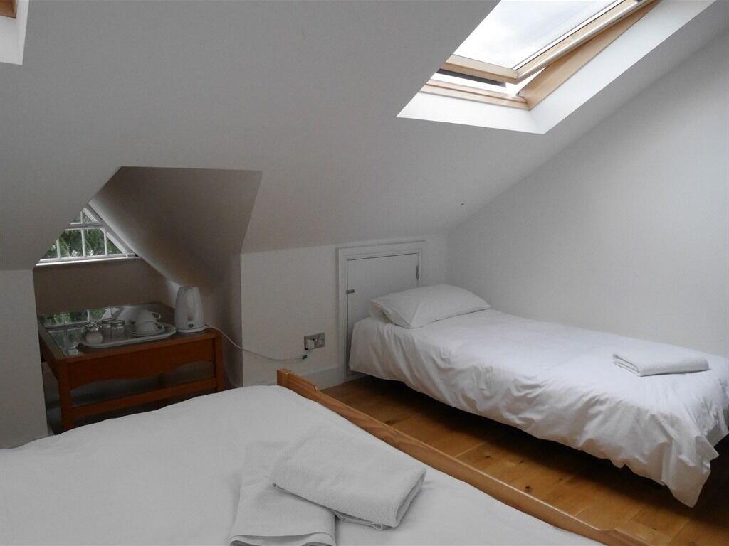 Kew Rooms
