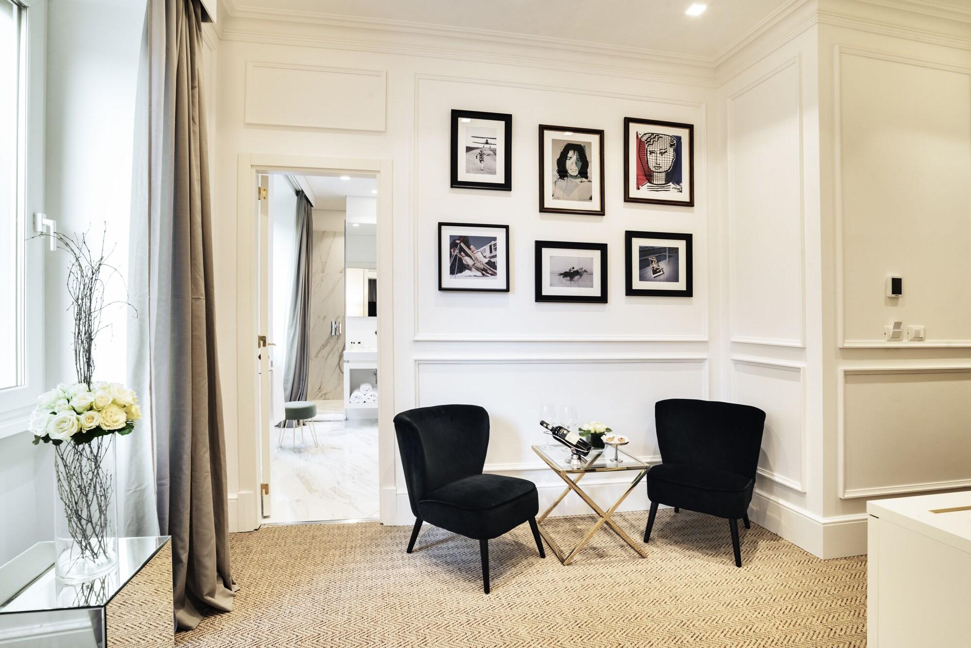 The Shire Hotel by null