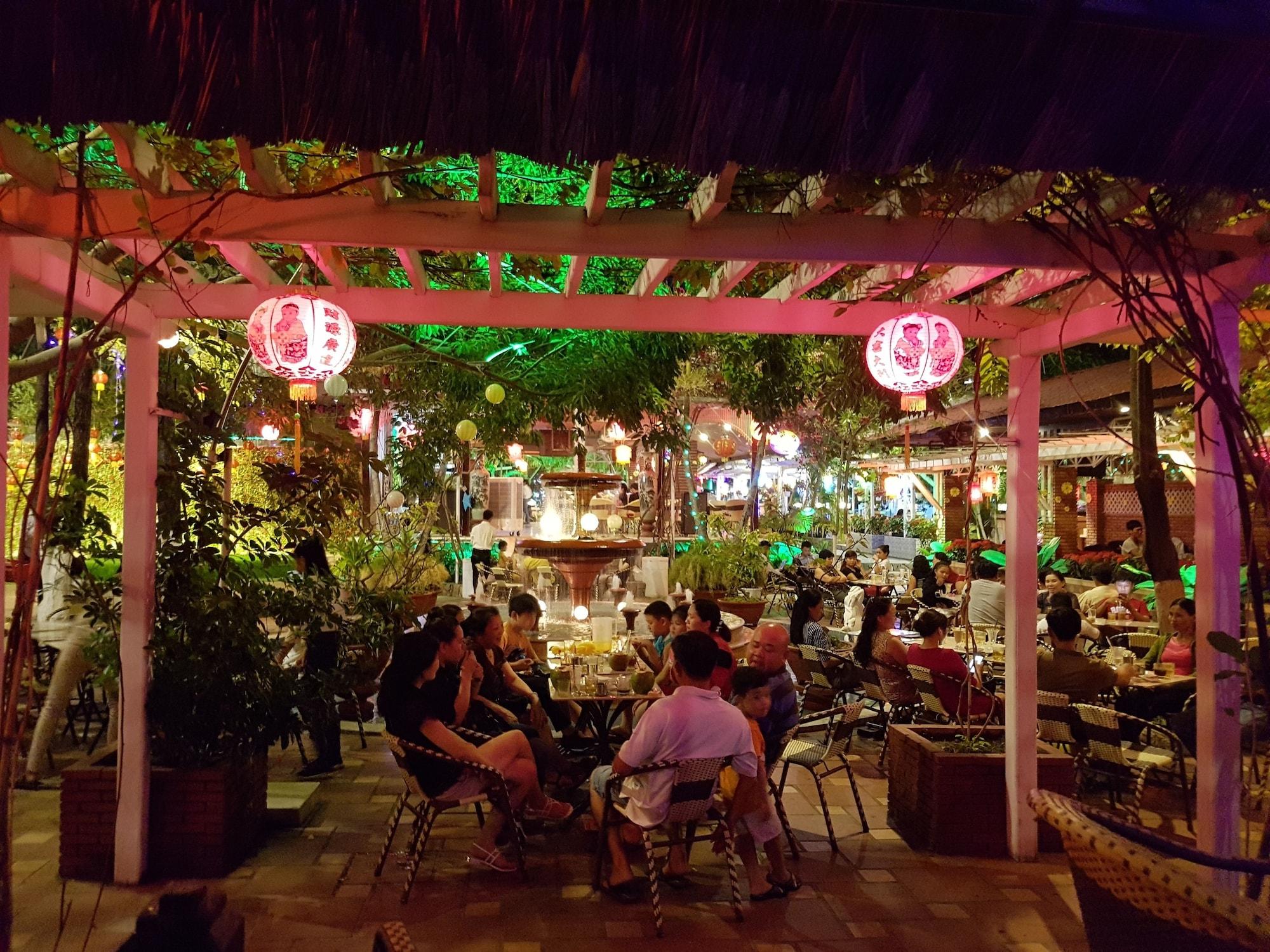 Nu Hoang Hotel