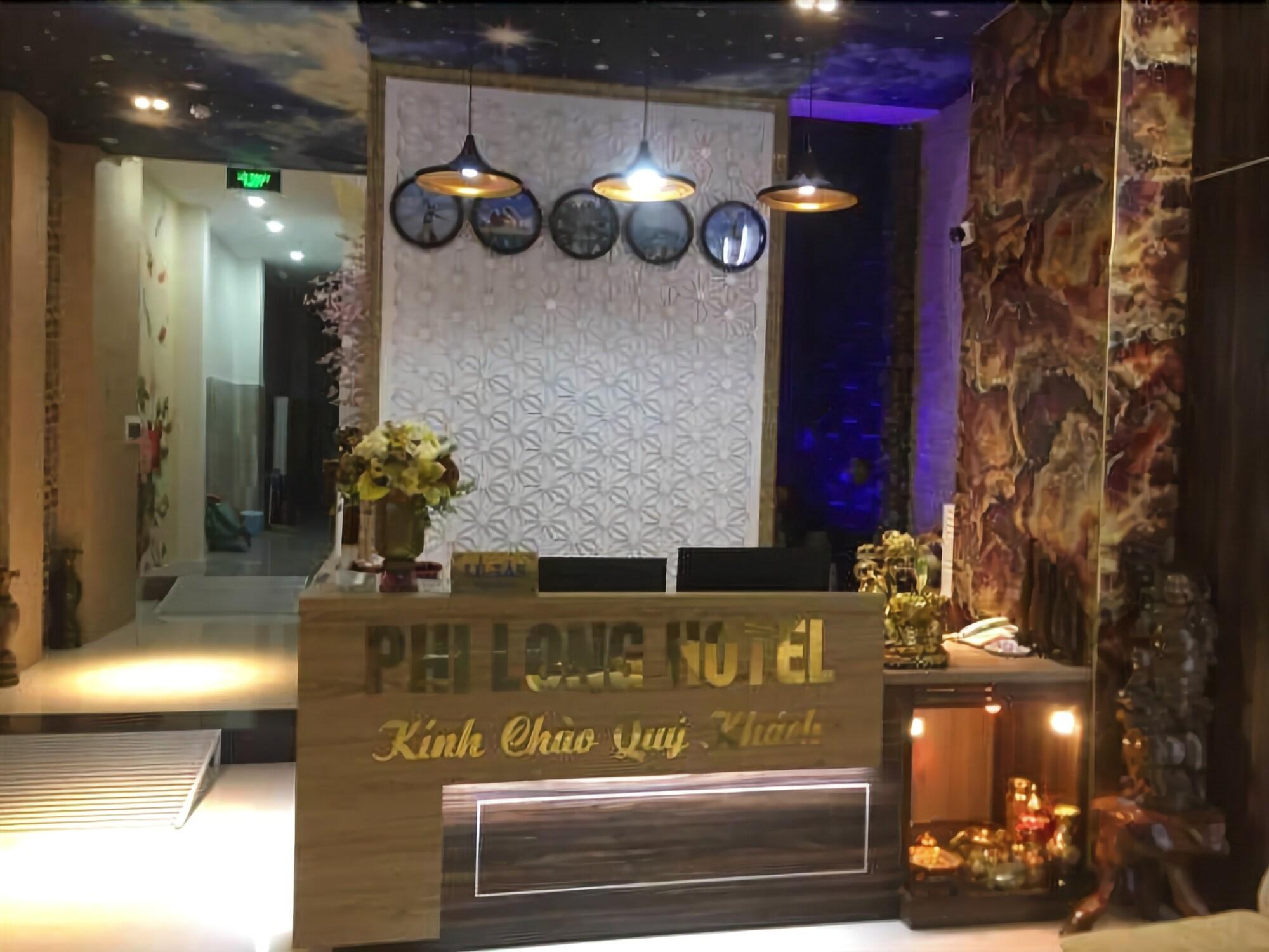 Phi Long Hotel - photo