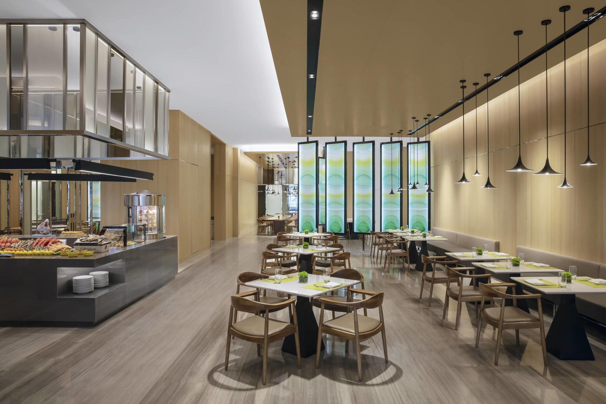 Courtyard By Marriott Shanghai Minhang