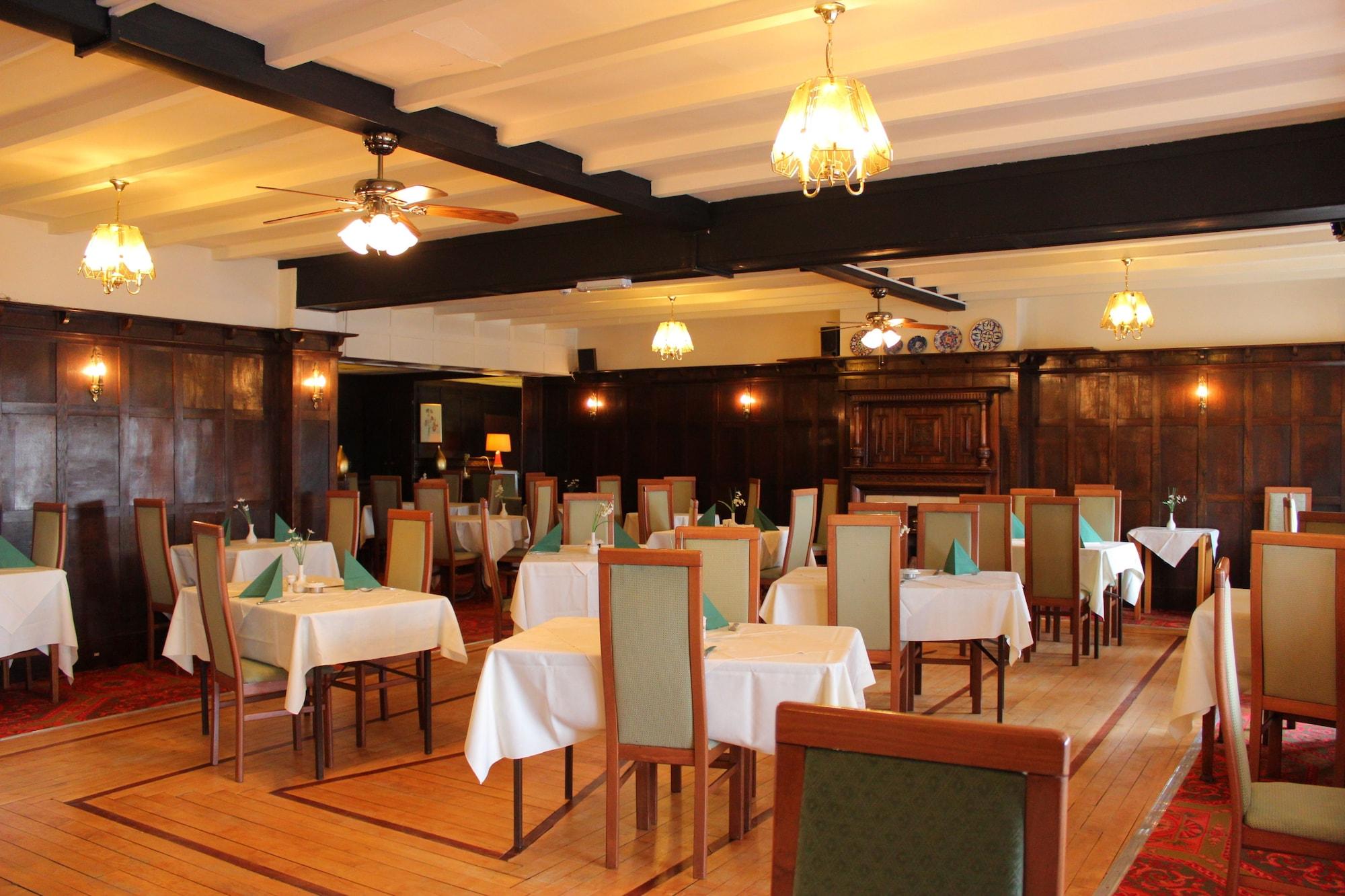 Headlands Hotel