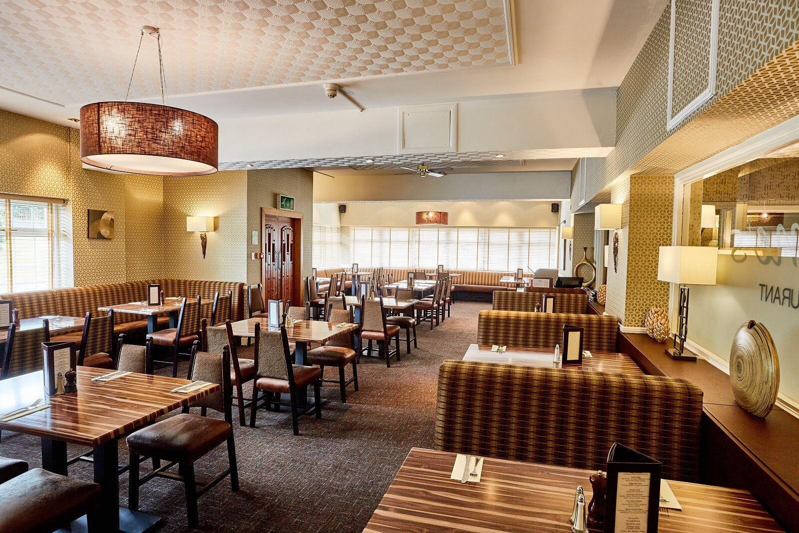 Abbotsford Hotel