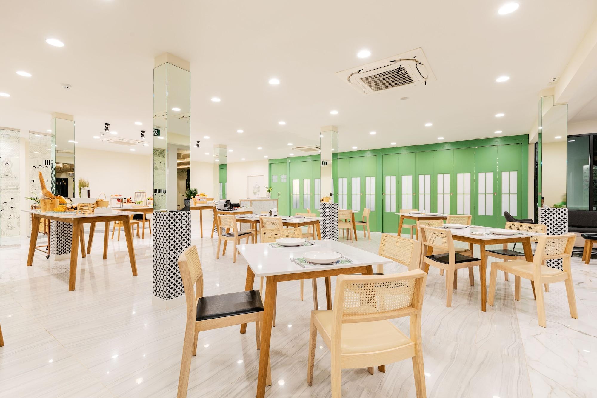 Ozone Hotel Bangkok