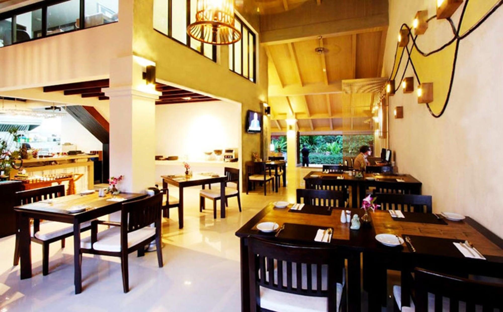 Fanari Khaolak Resort - Courtyard Zone