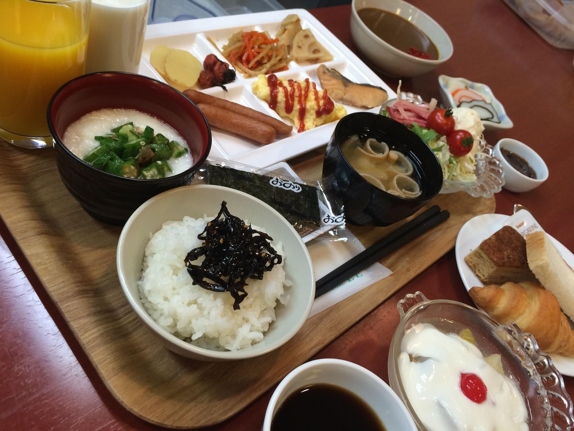 Hotel Crown Hills Takaoka