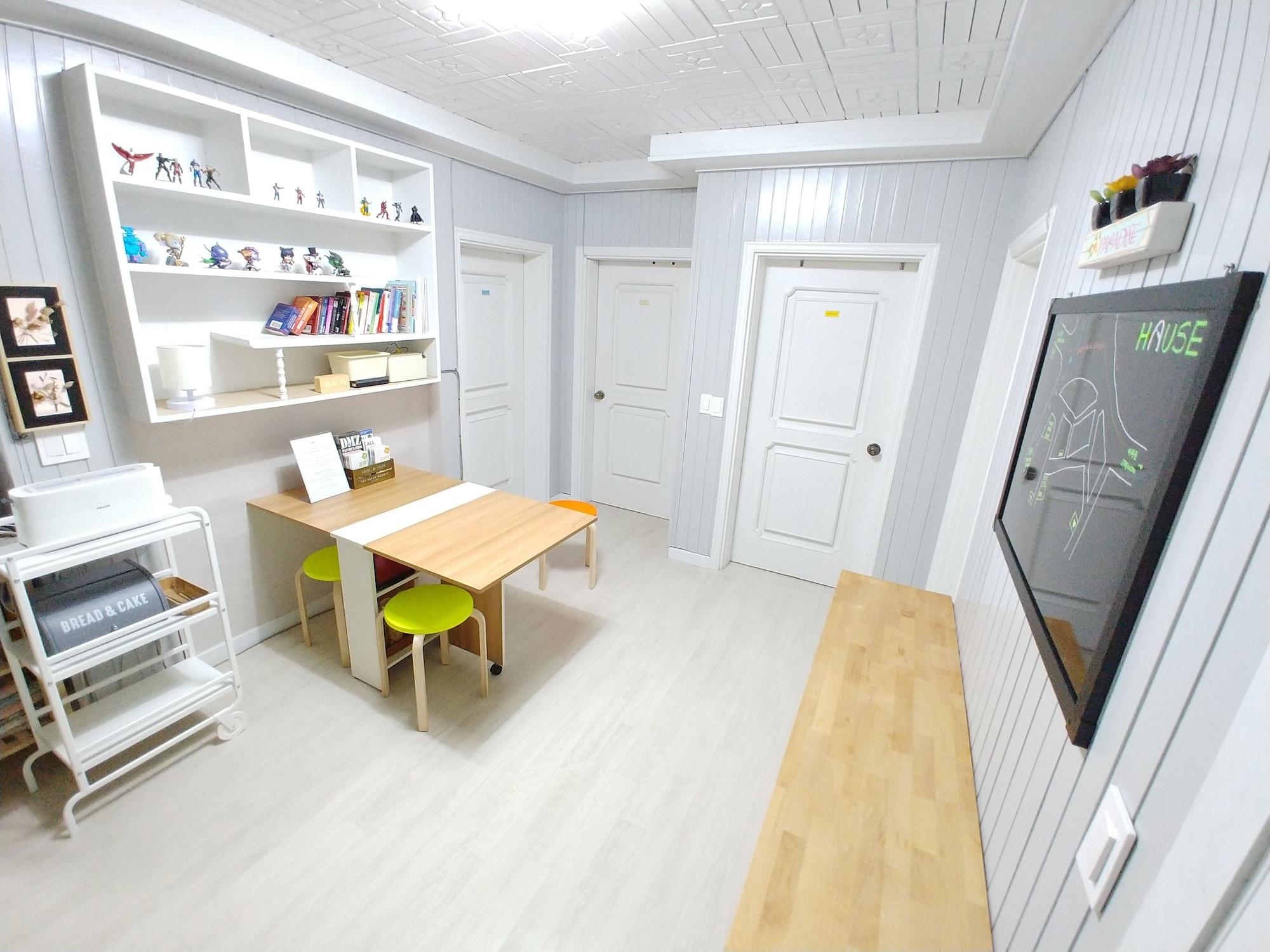Hause Itaewon - Hostel