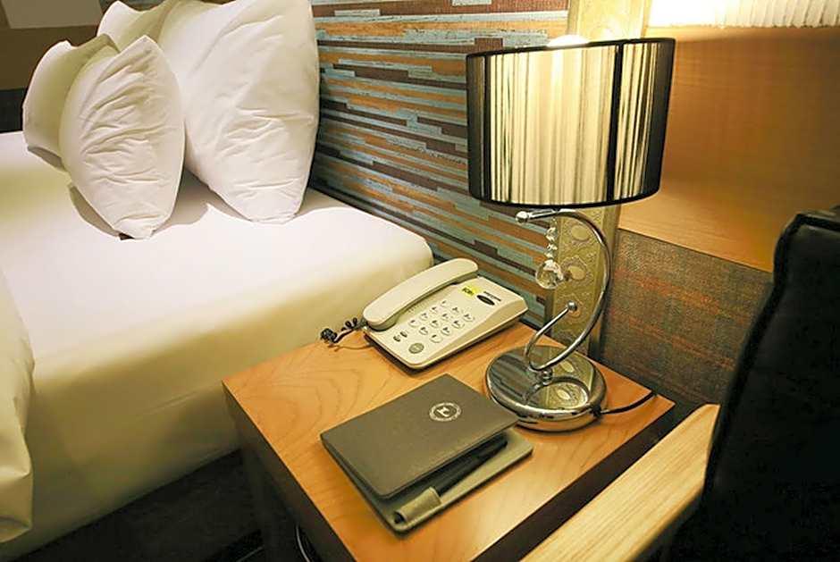Hotel Leaders