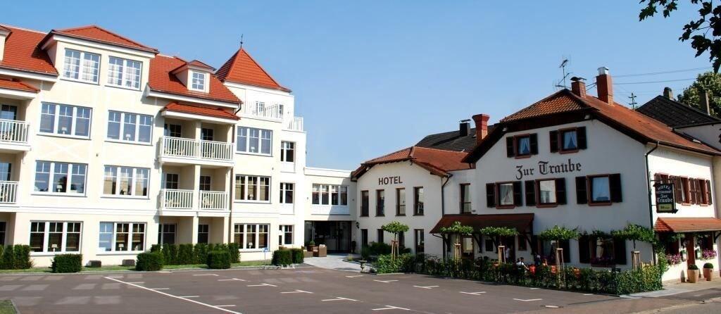 Hotel Zur Traube image