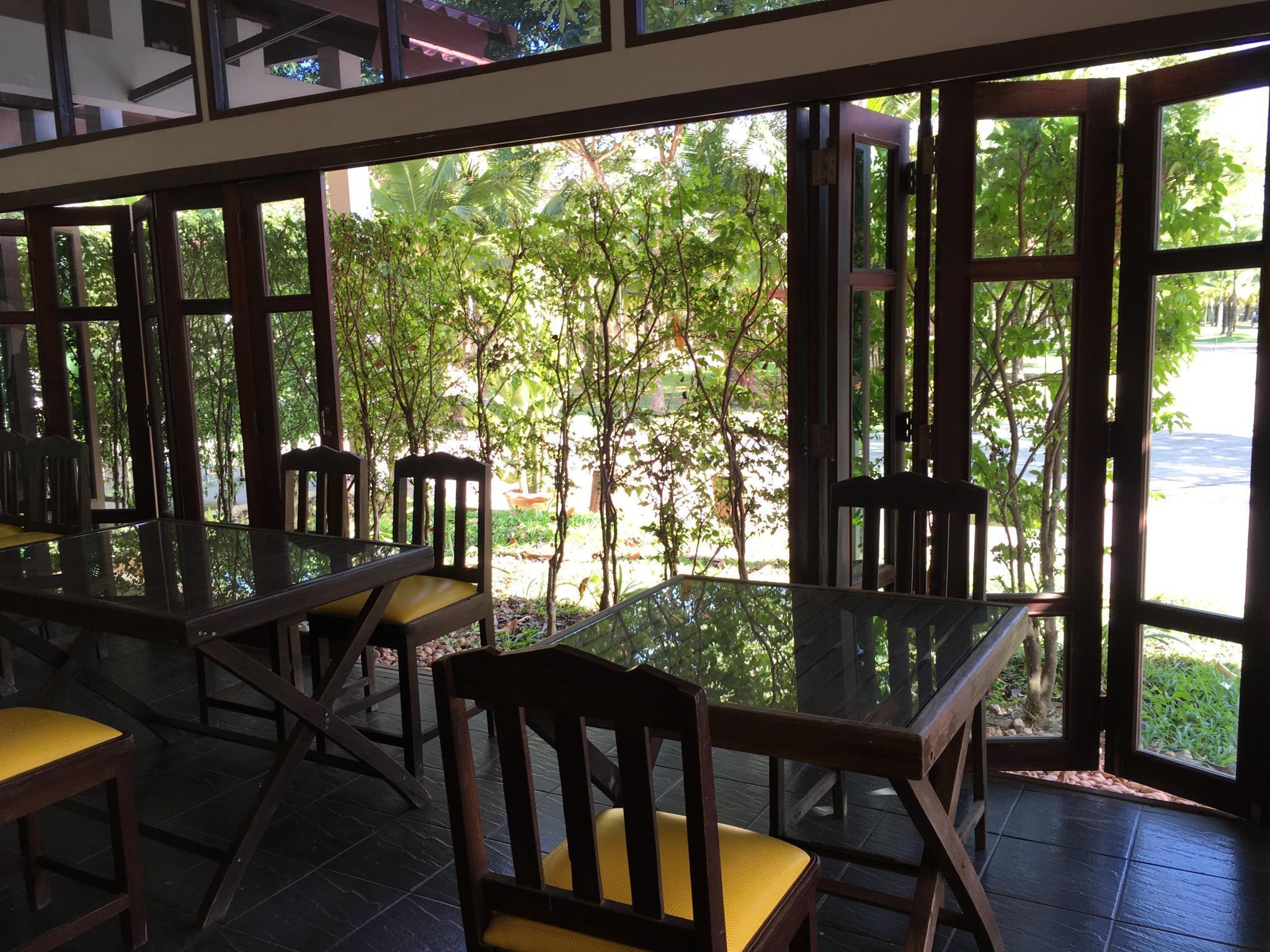 Vana Wellness Resort