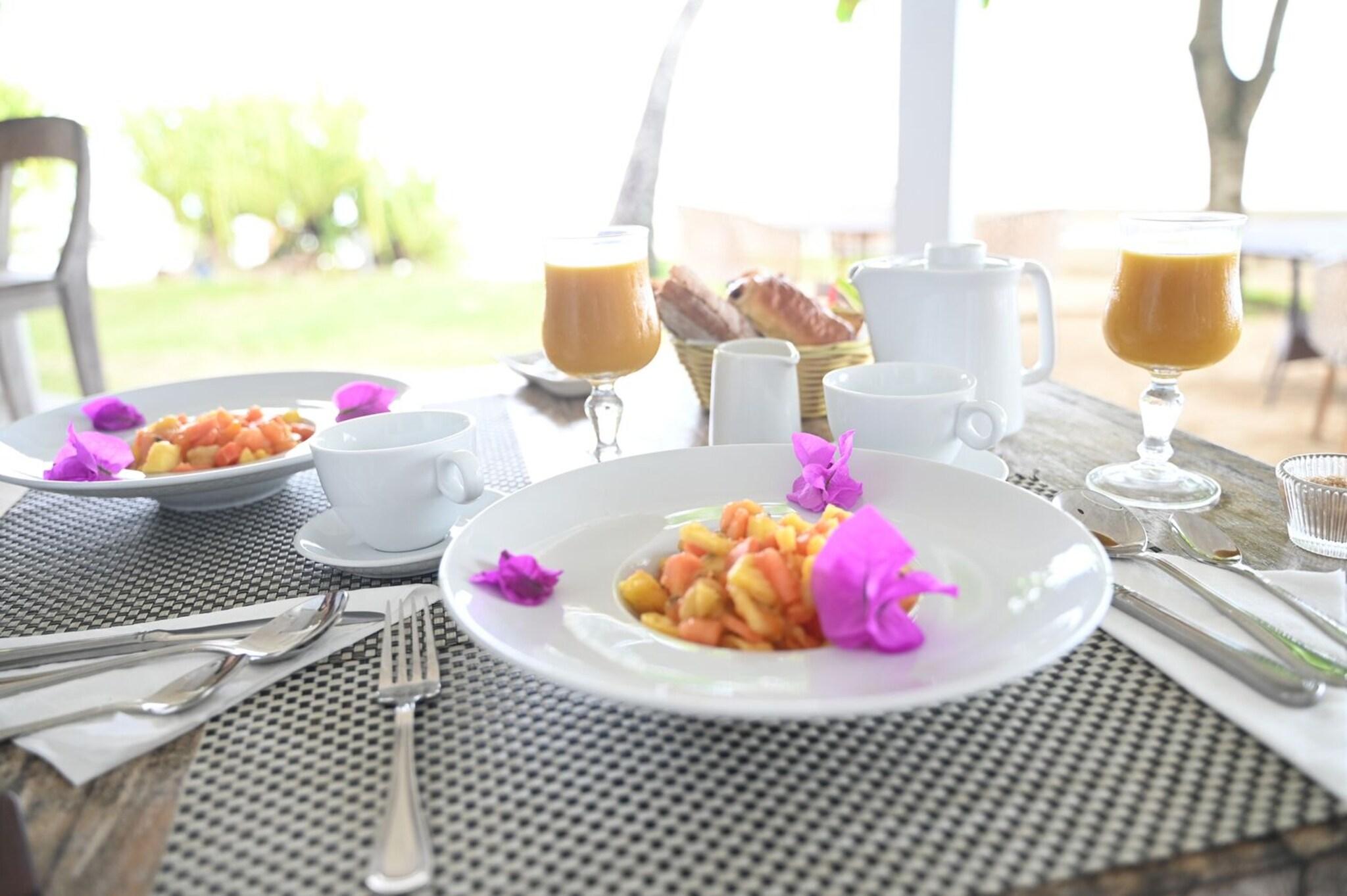 Moorea Beach Lodge by null