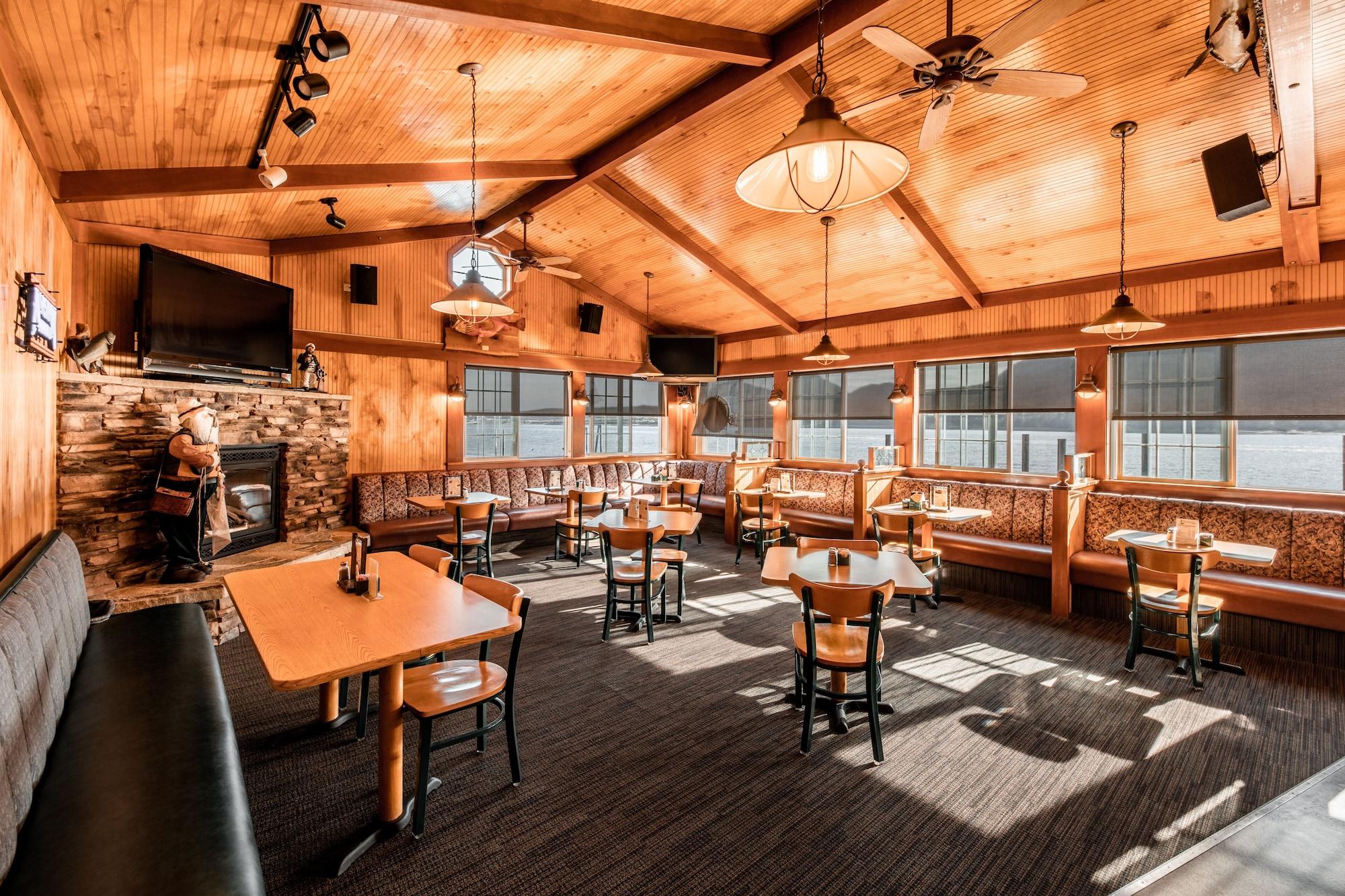The Ketch Inn & Marina - rebranded from Edgewater Inn by null