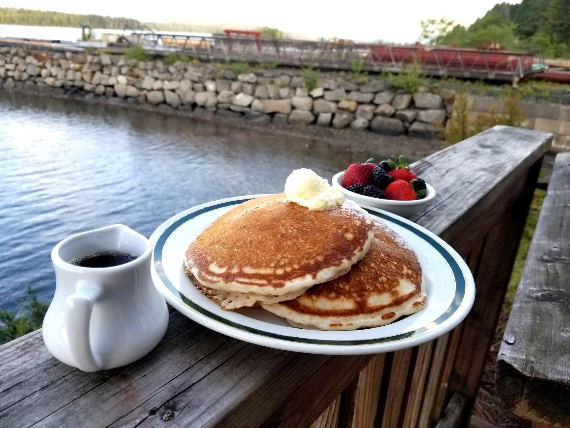 The Ketch Inn & Marina - rebranded from Edgewater Inn by null