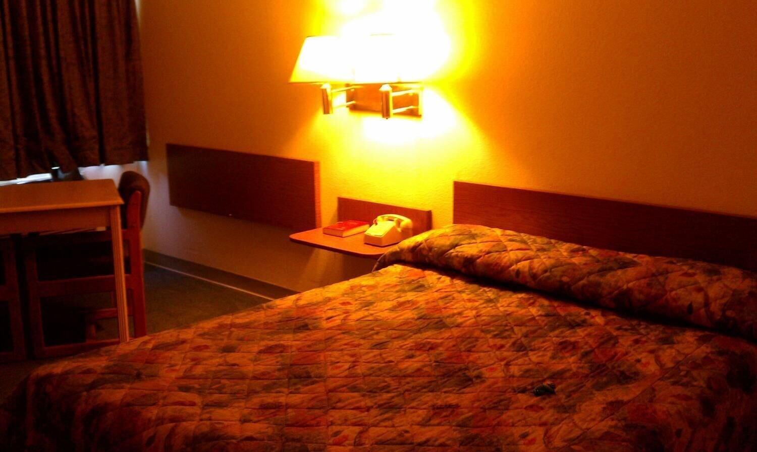Travelers Inn