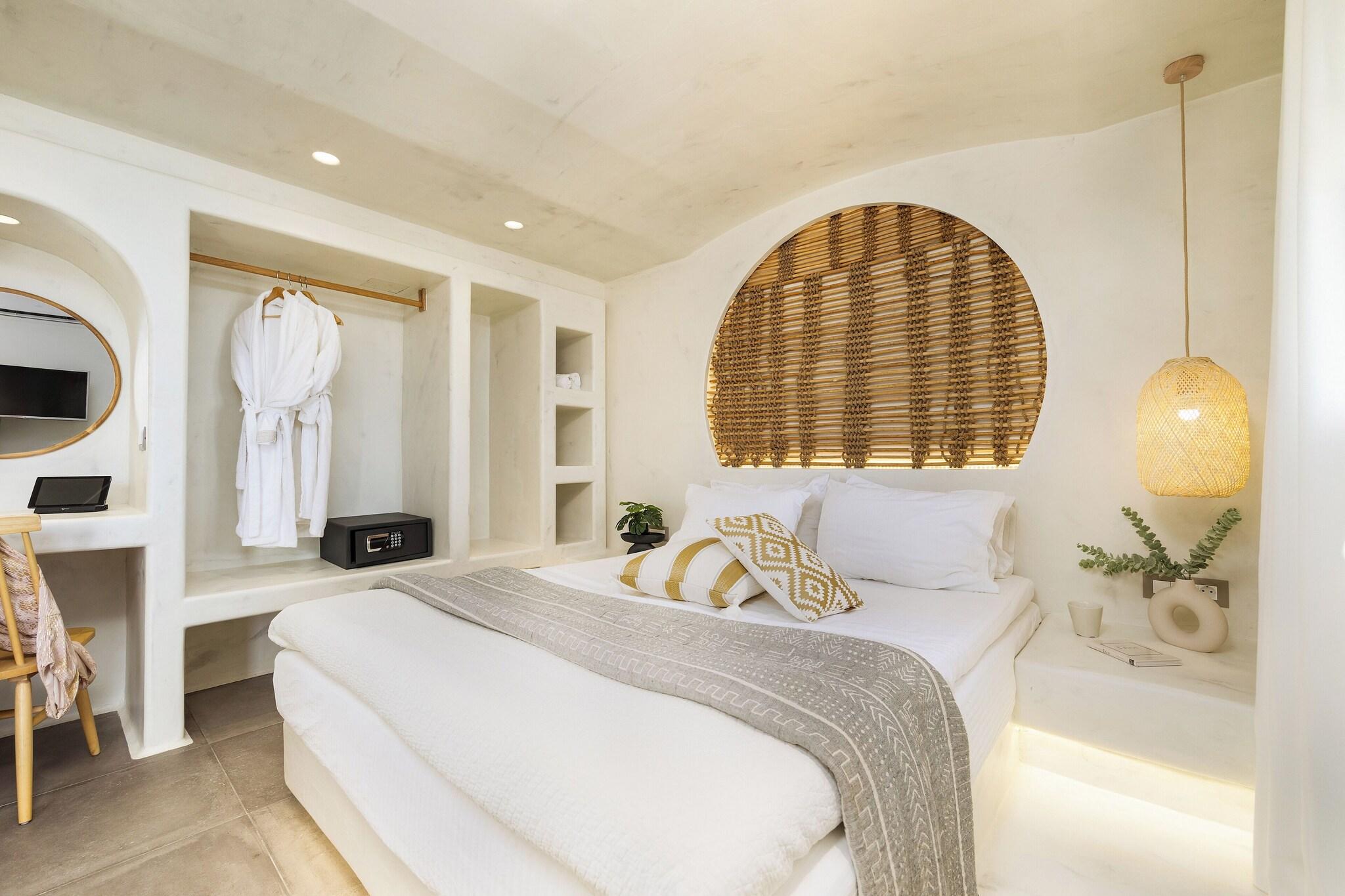 Korali Hotel by null