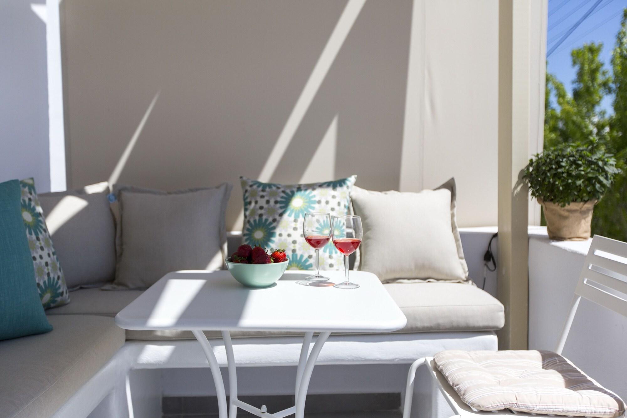 Korali Hotel by null