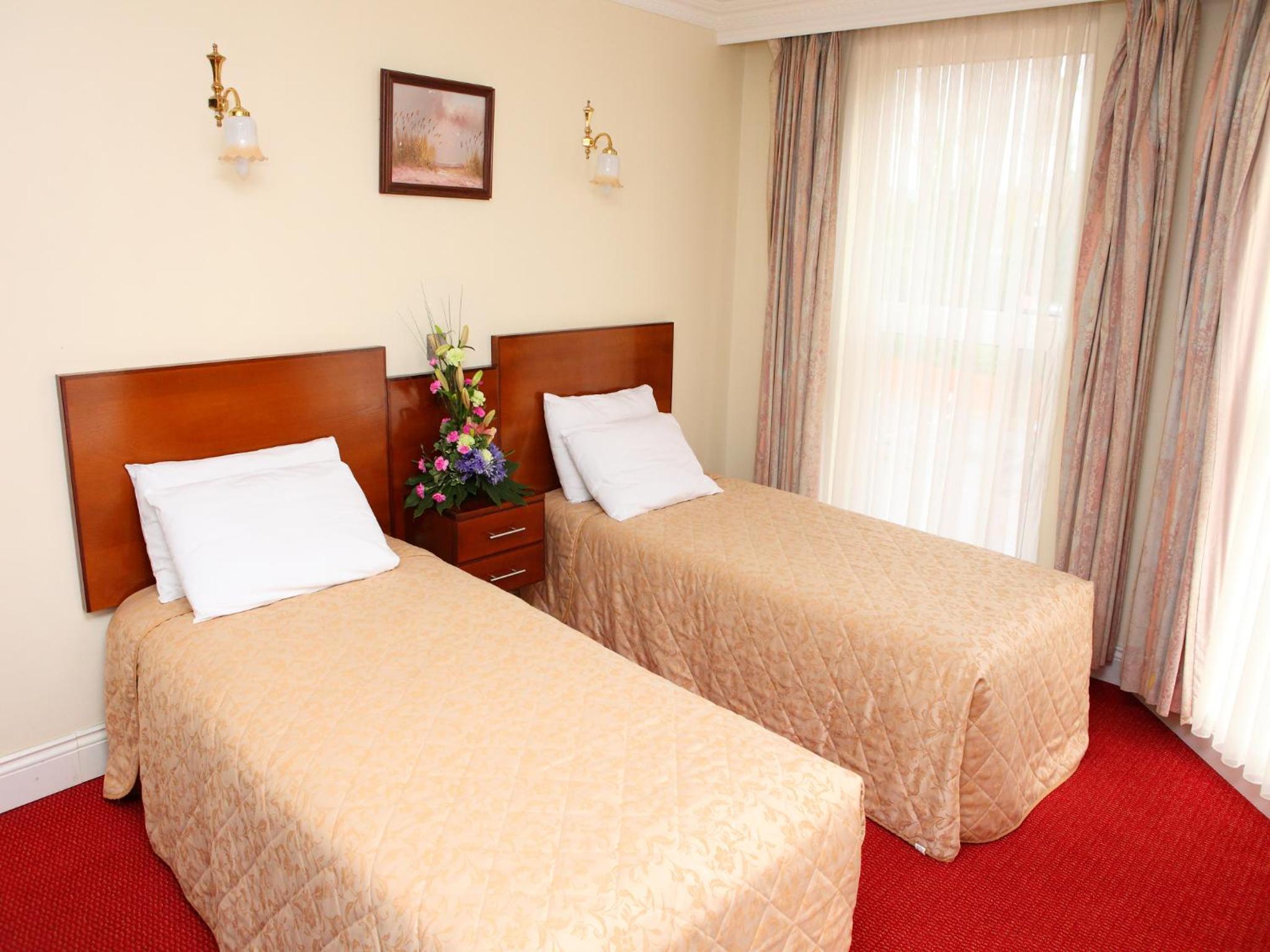 Twin room