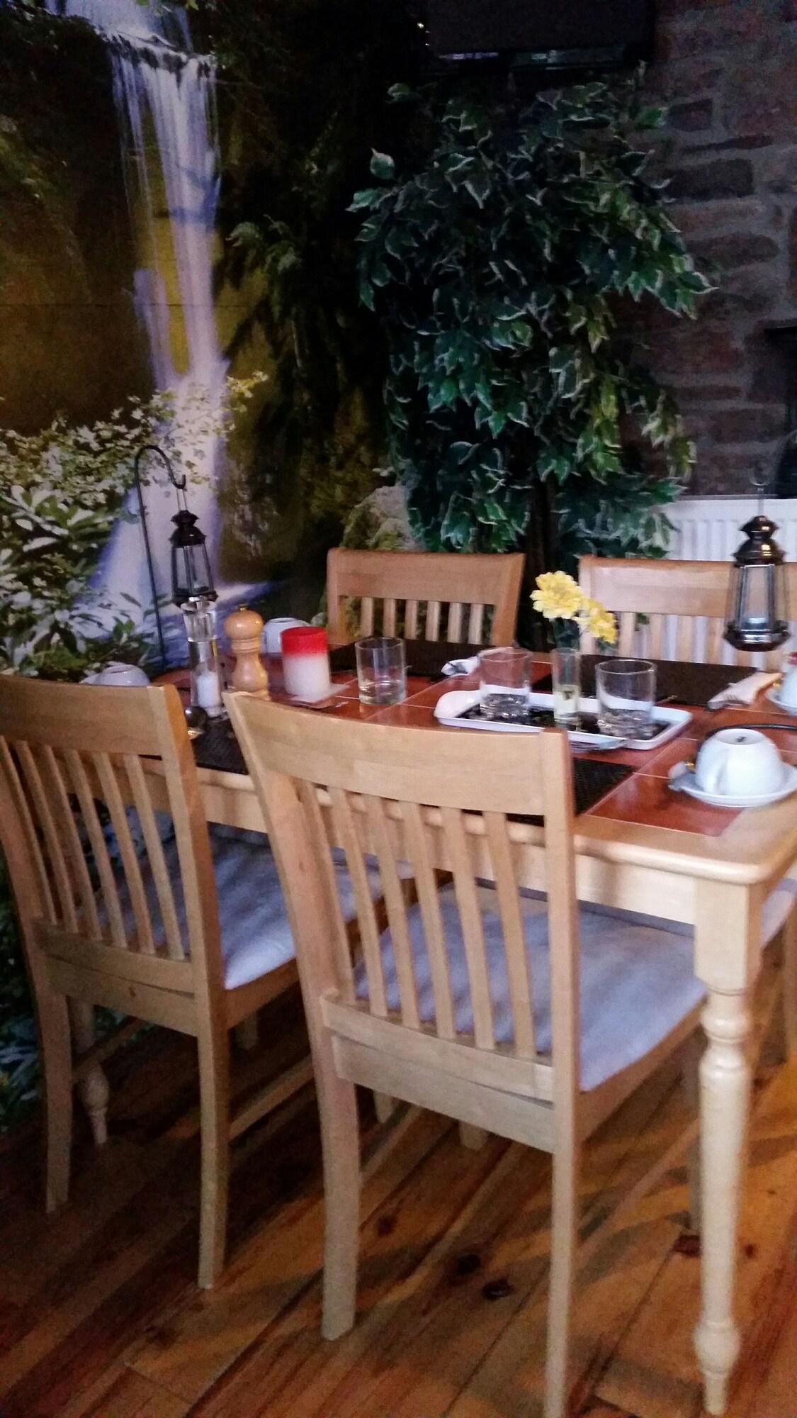 Castle Lodge B&B