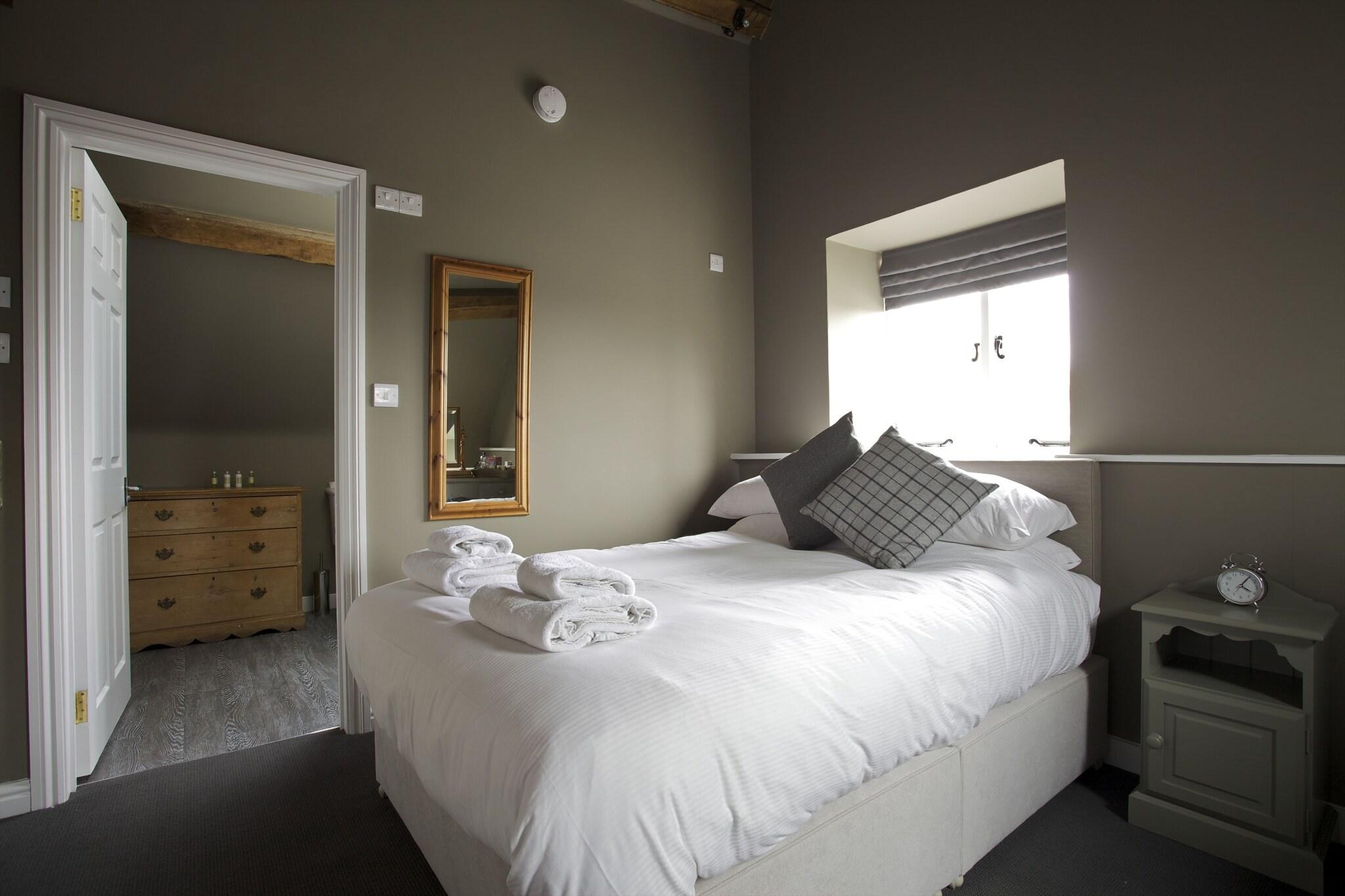 The Kings Arms by null