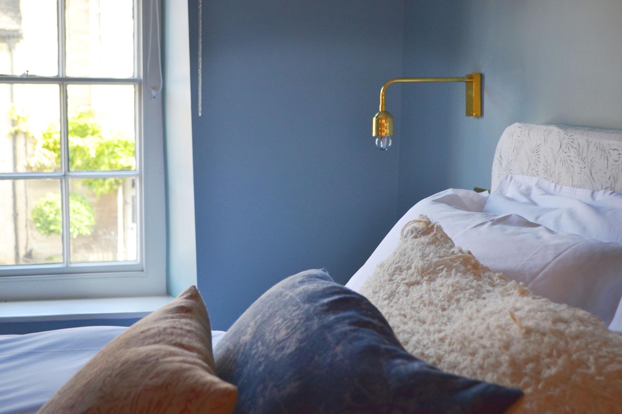 The Crown Inn by null