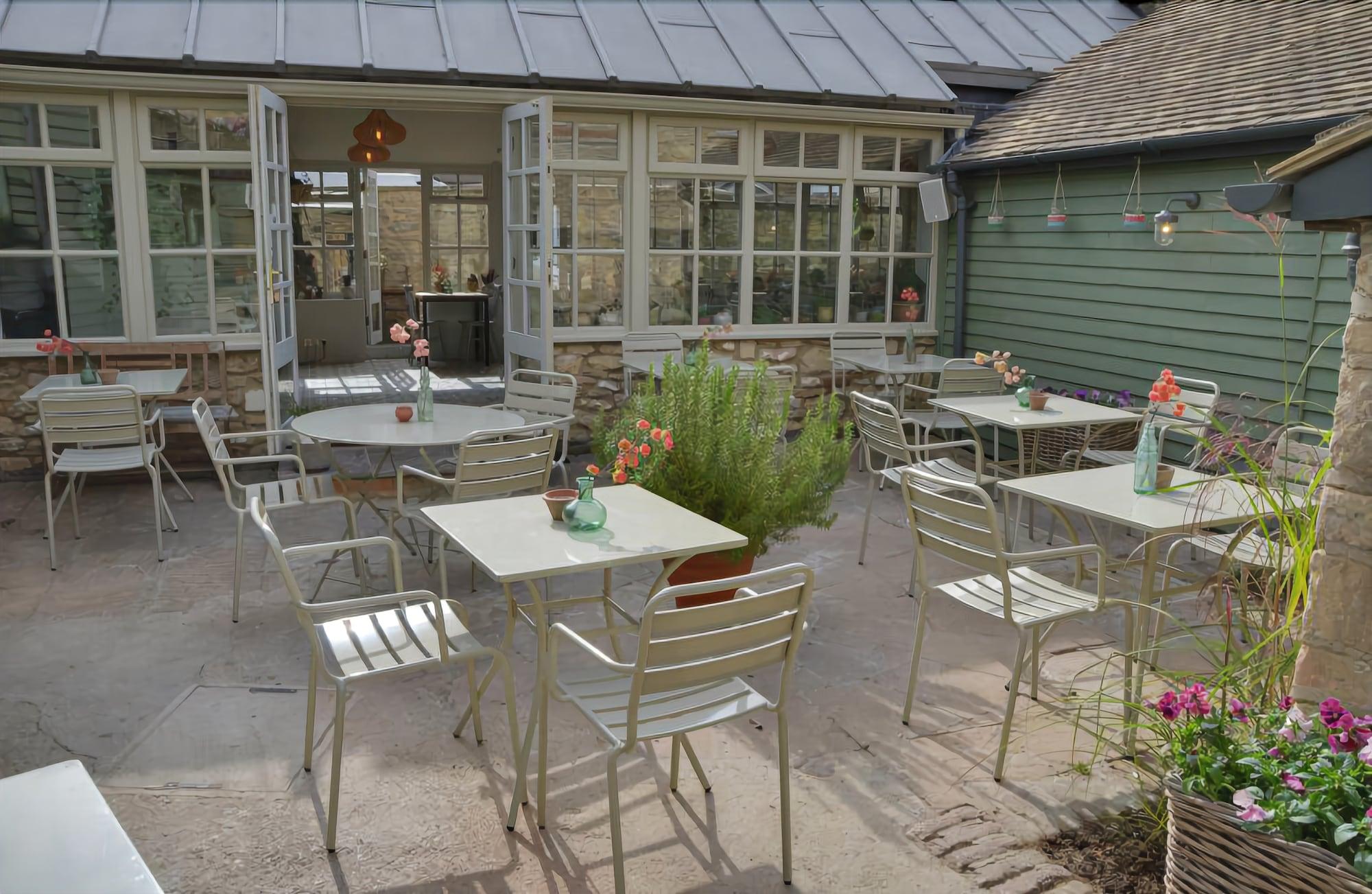 The Crown Inn by null