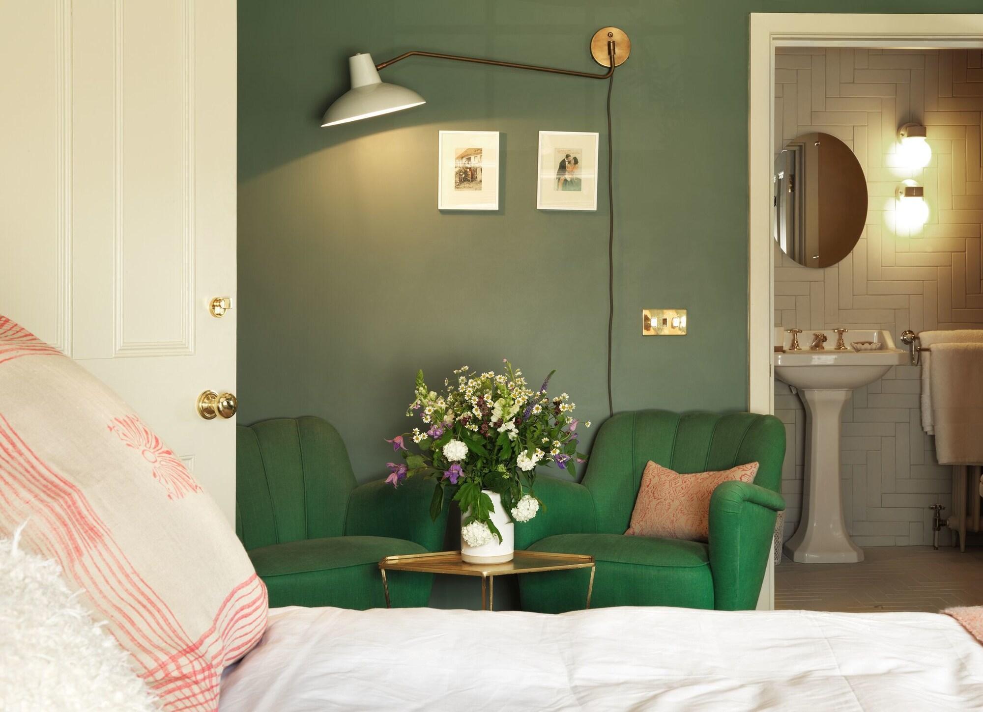 The Crown Inn by null