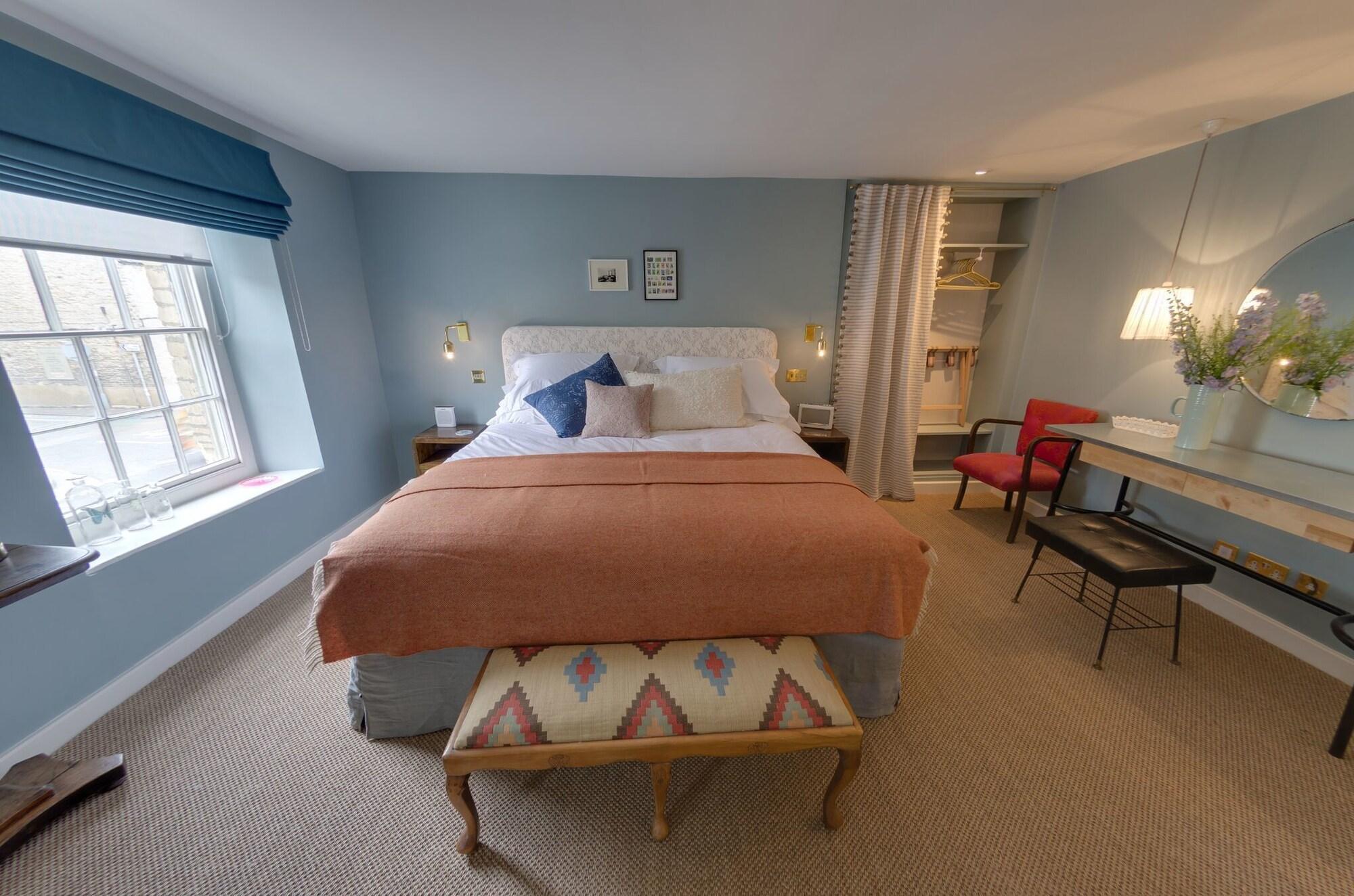 The Crown Inn by null