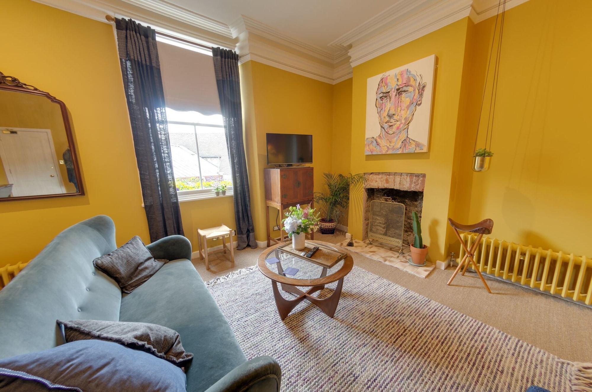 The Crown Inn by null