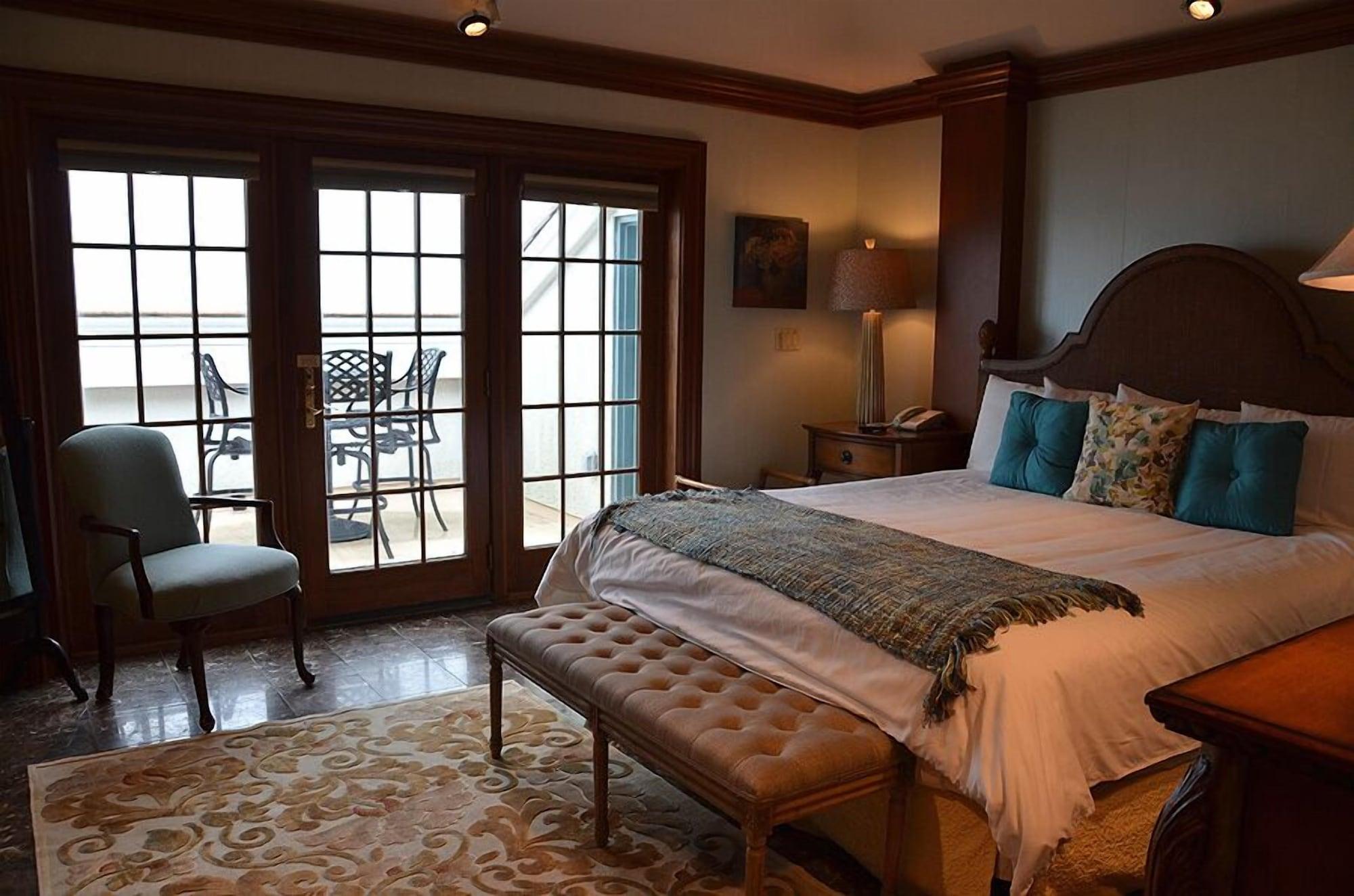 The Flanders Hotel by null