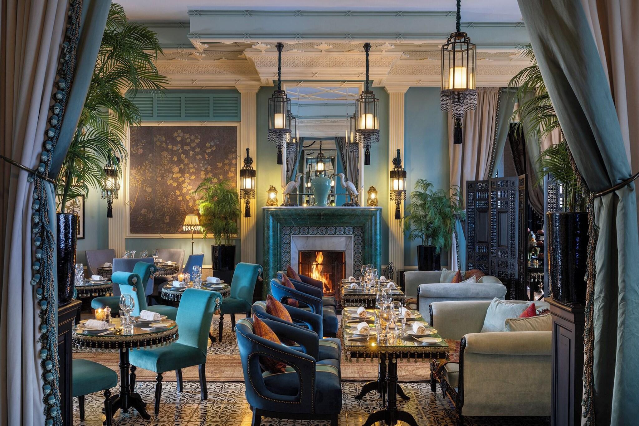 Palais Ronsard Relais & Châteaux. by null