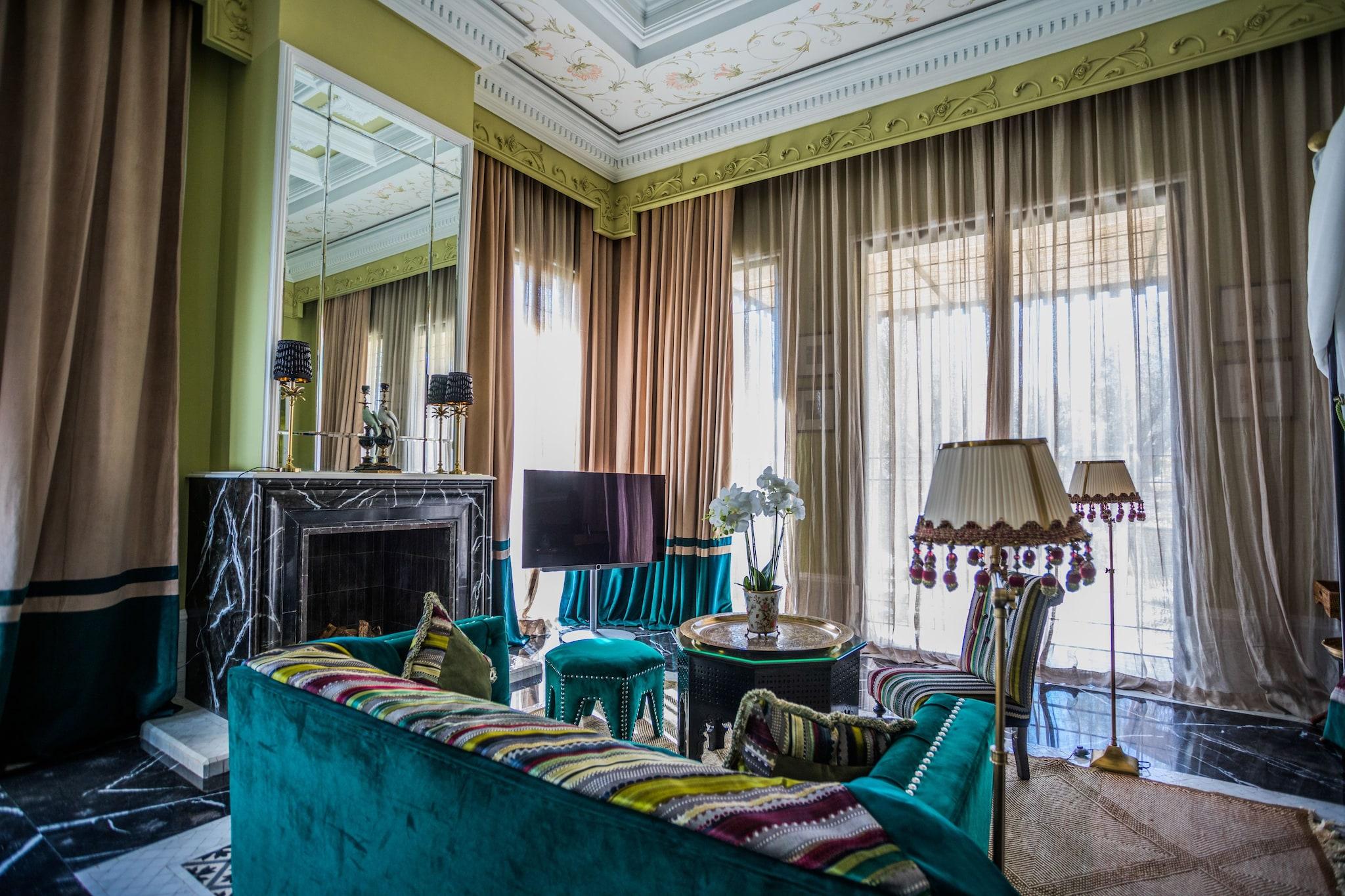 Palais Ronsard Relais & Châteaux. by null