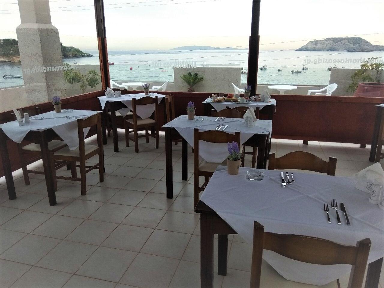 Thania Seaside Luxury Hotel - Adults Only