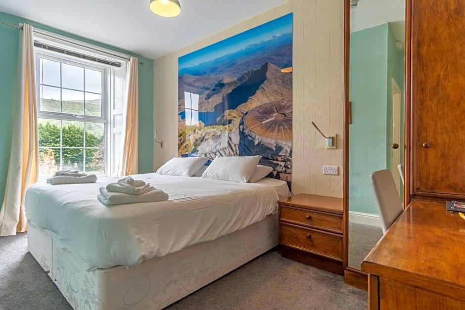 Padarn Hotel