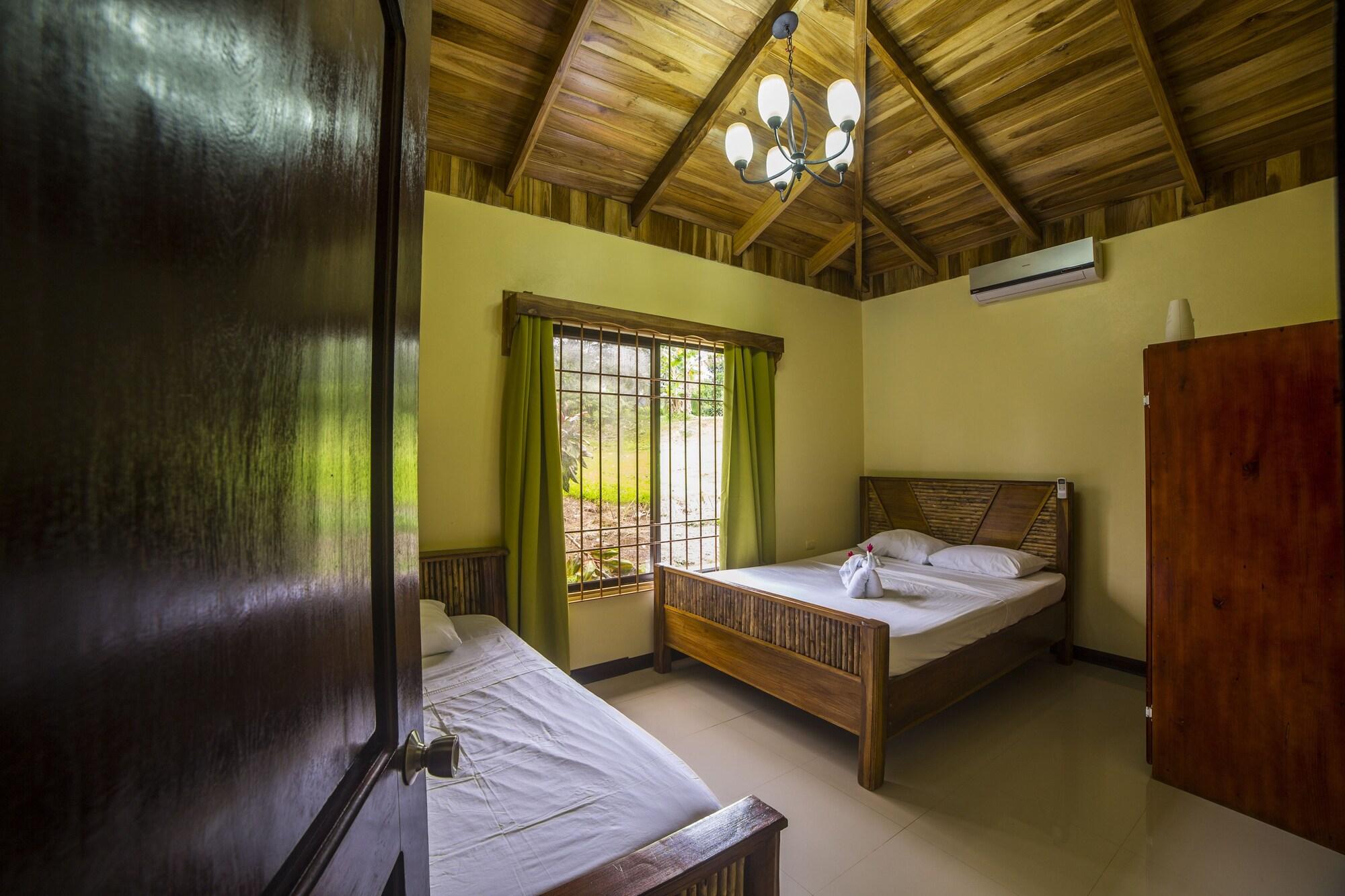 Rancho Cerro Azul by null