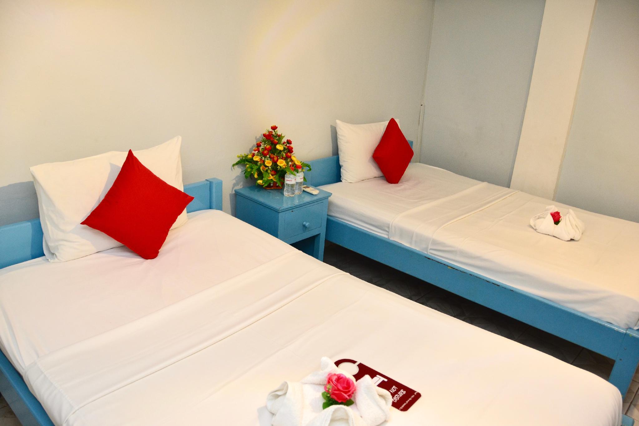 Mad Monkey Phnom Penh by null